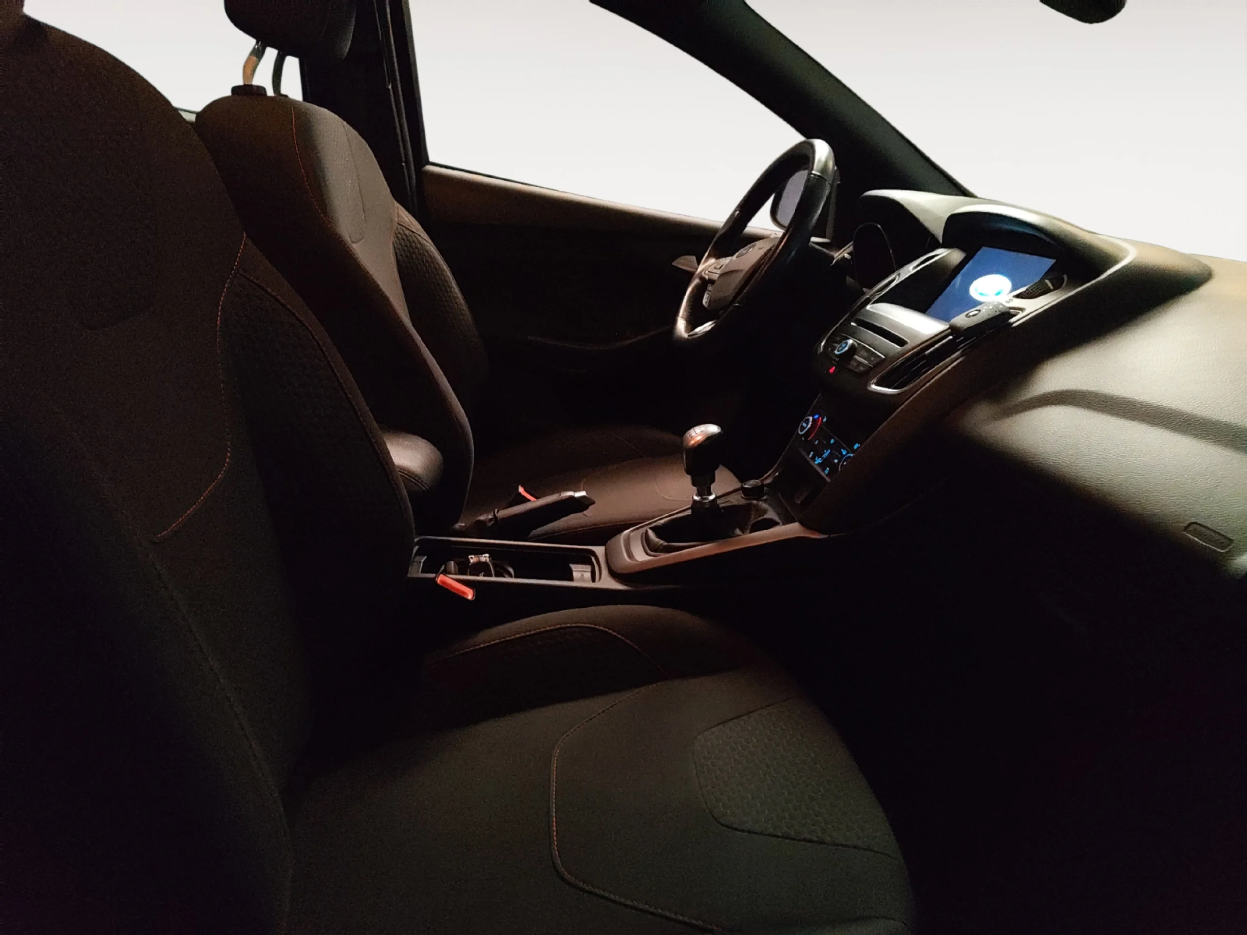 FORD FOCUS 1.5 TDCI 88KW ST LINE R&B - Foto 3