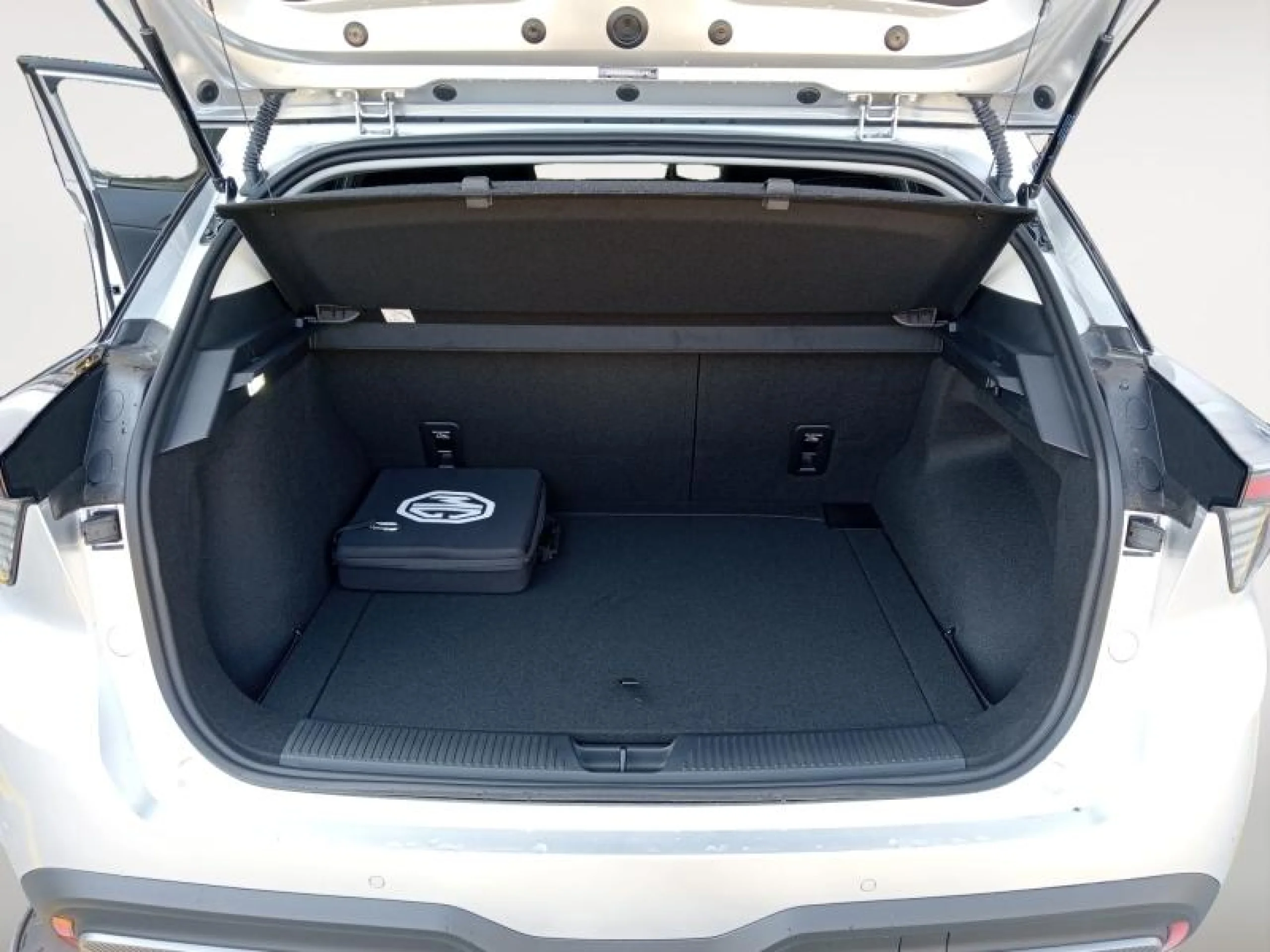 MG Mg4 64KWH LUXURY - Foto 8