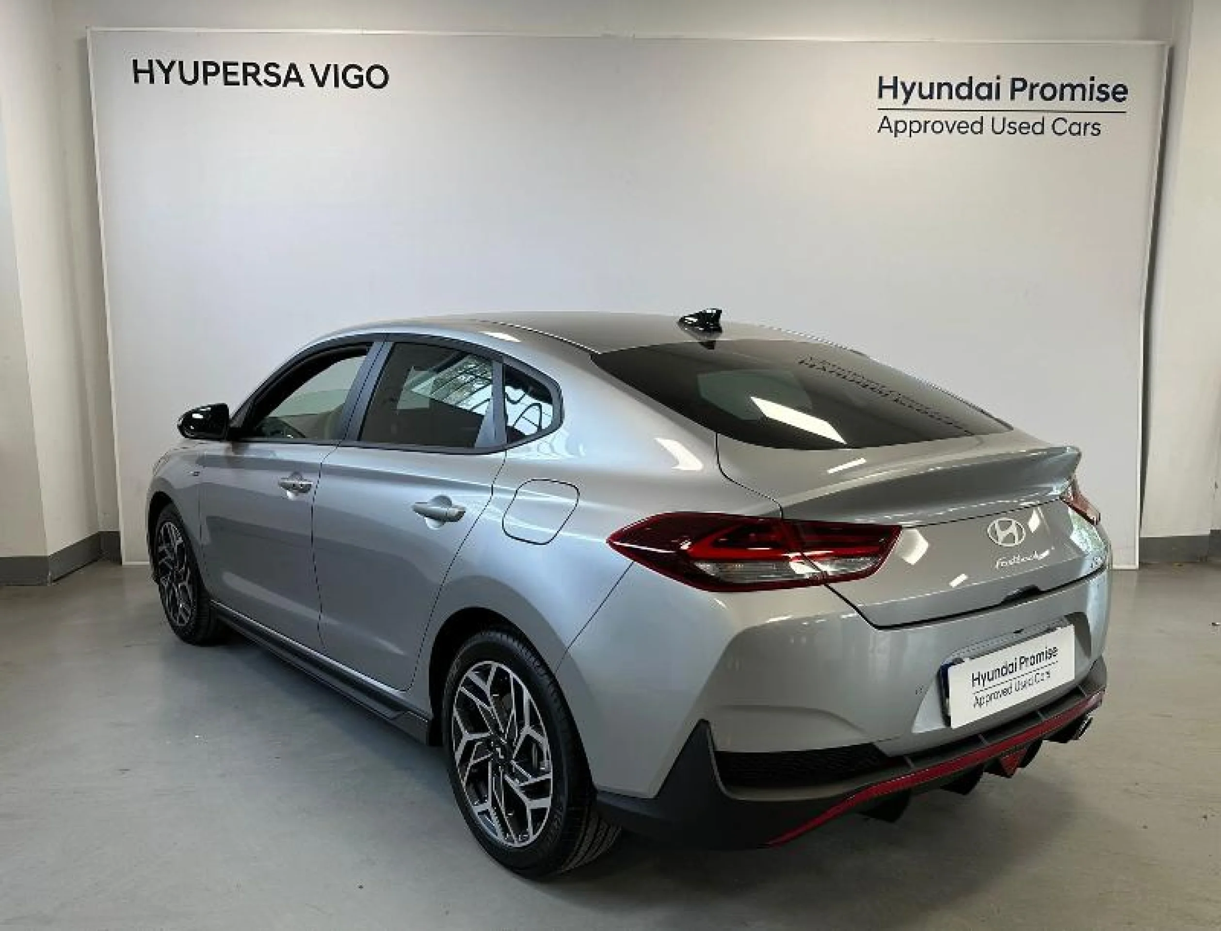 HYUNDAI I30 1.0 TGDI N LINE SE FASTBACK - Foto 2