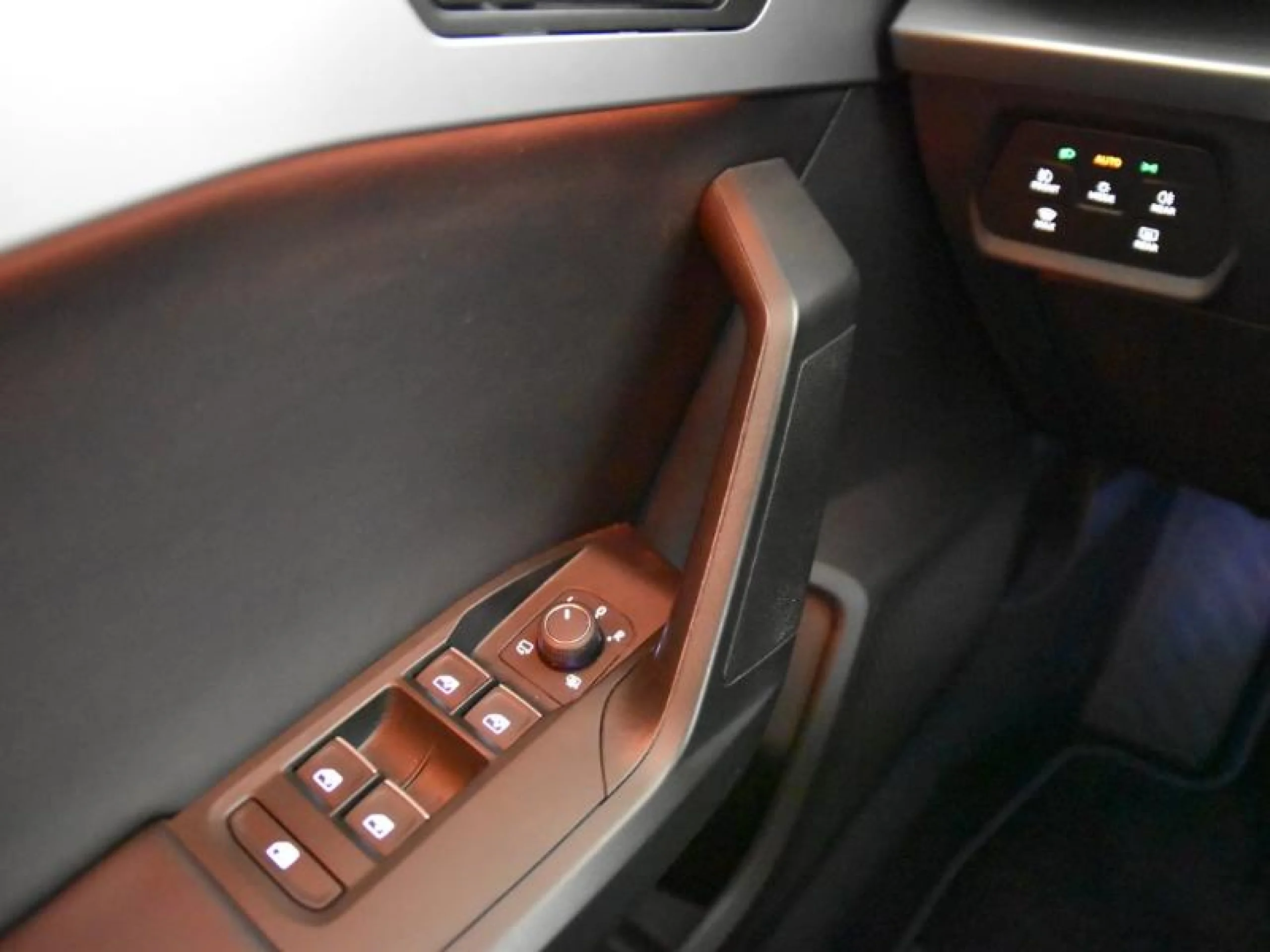 SEAT LEON SP 1.5 TSI 110KW FR SPECIAL EDITION - Foto 17