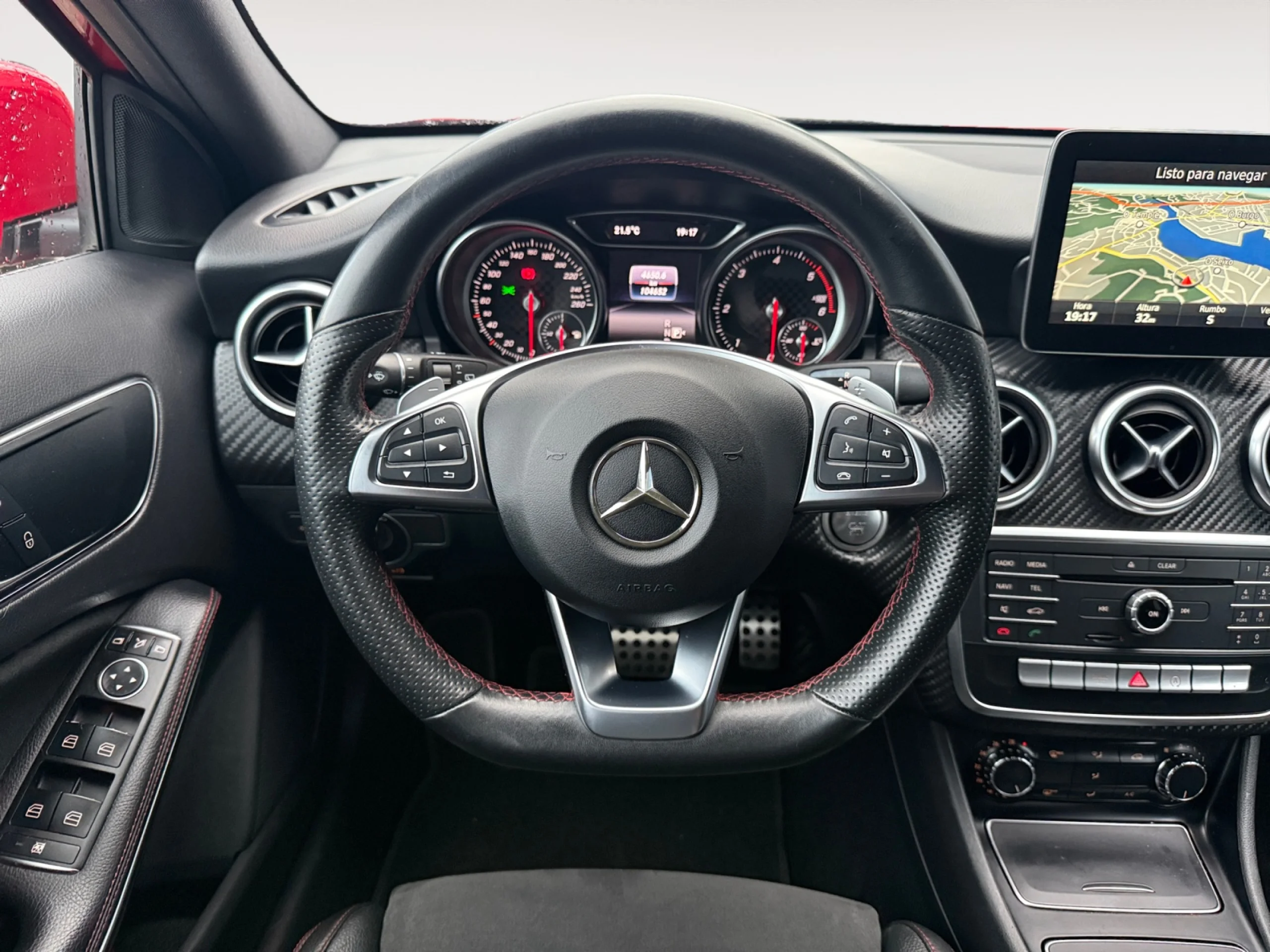 MERCEDES-BENZ CLASE A A 200 D AMG LINE - Foto 11