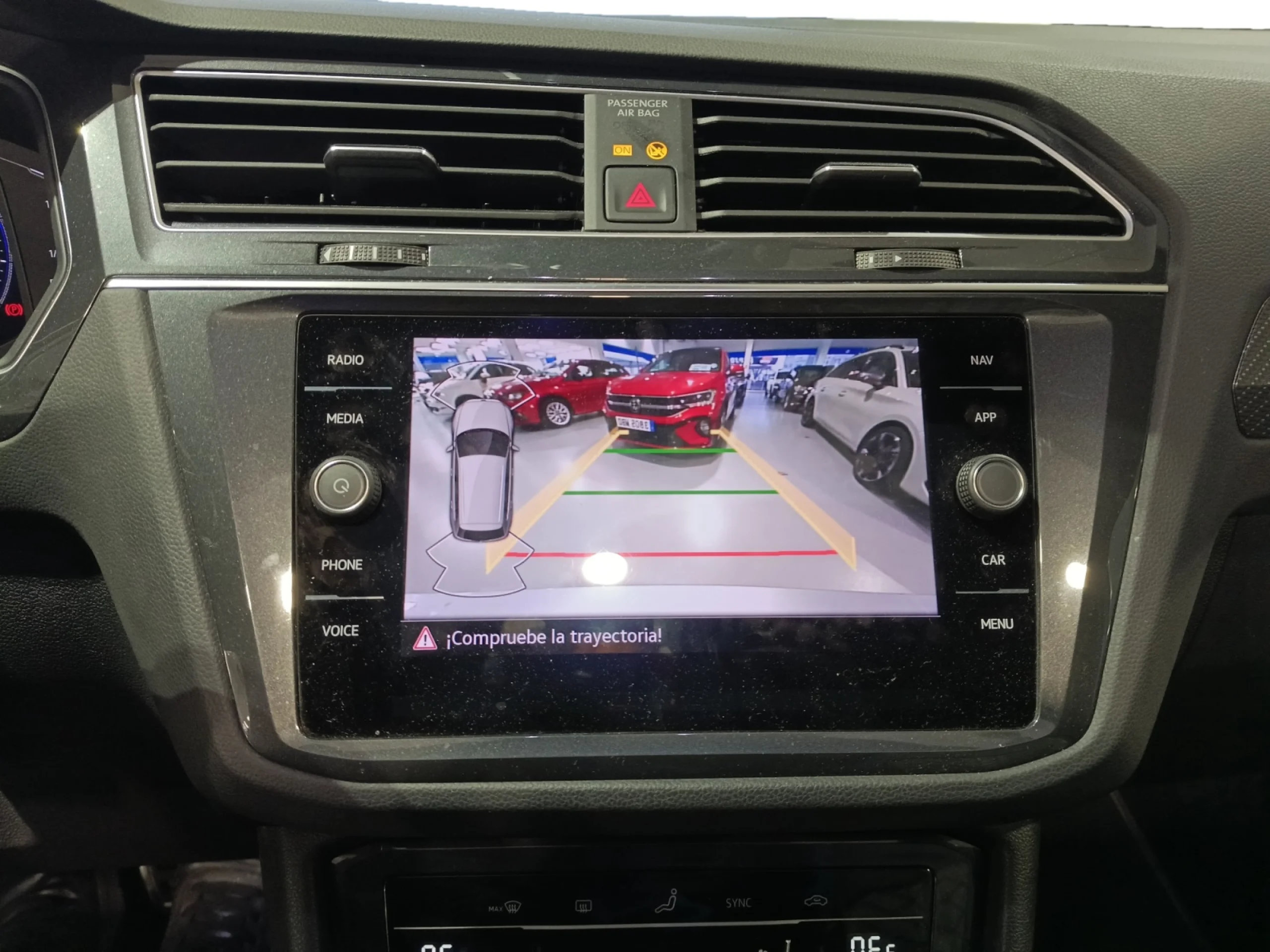 VOLKSWAGEN TIGUAN R LINE 2.0 TDI 110KW (150CV) DSG - Foto 9