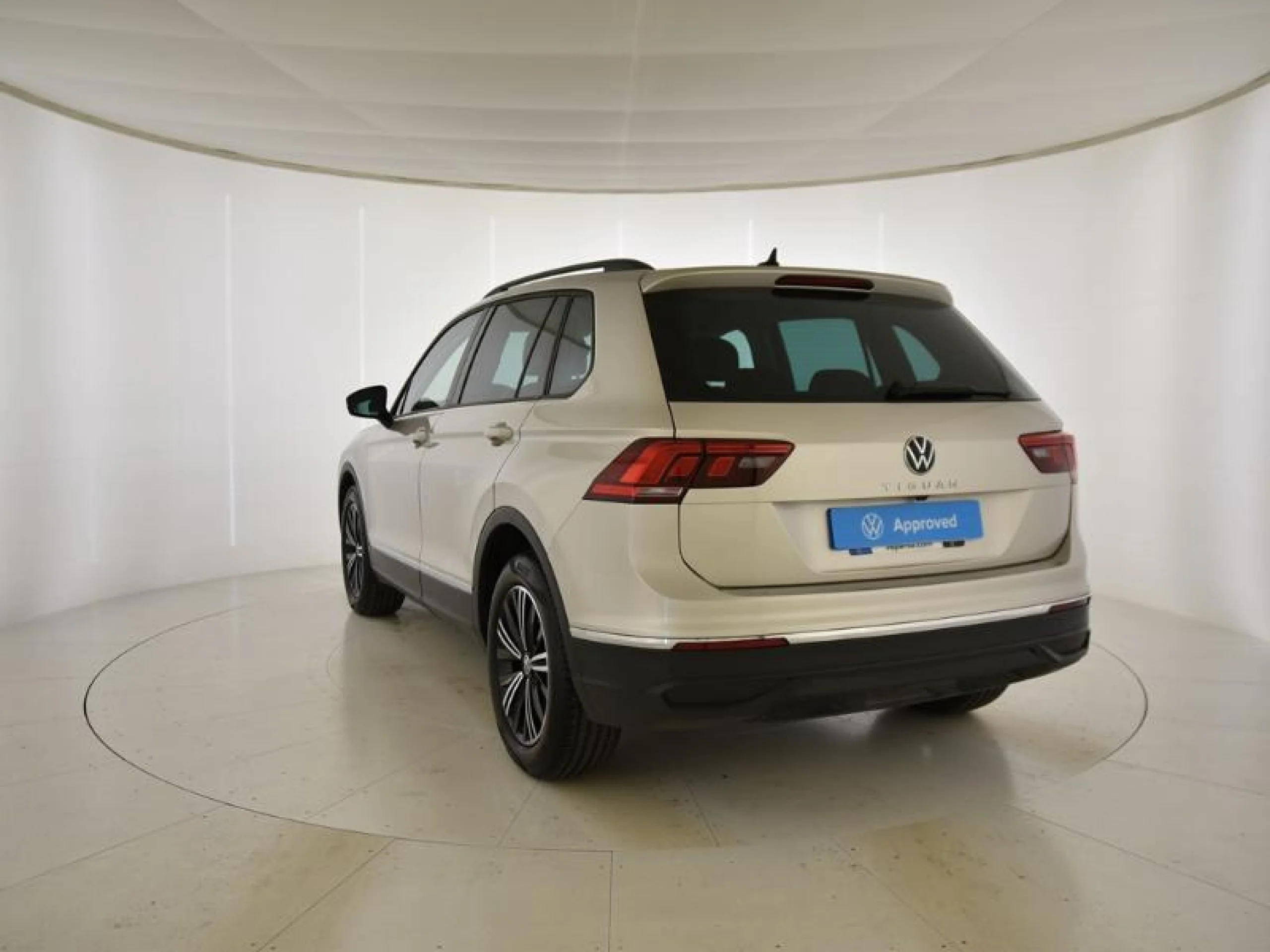 VOLKSWAGEN TIGUAN LIFE 1.5 TSI 110KW (150CV) - Foto 4