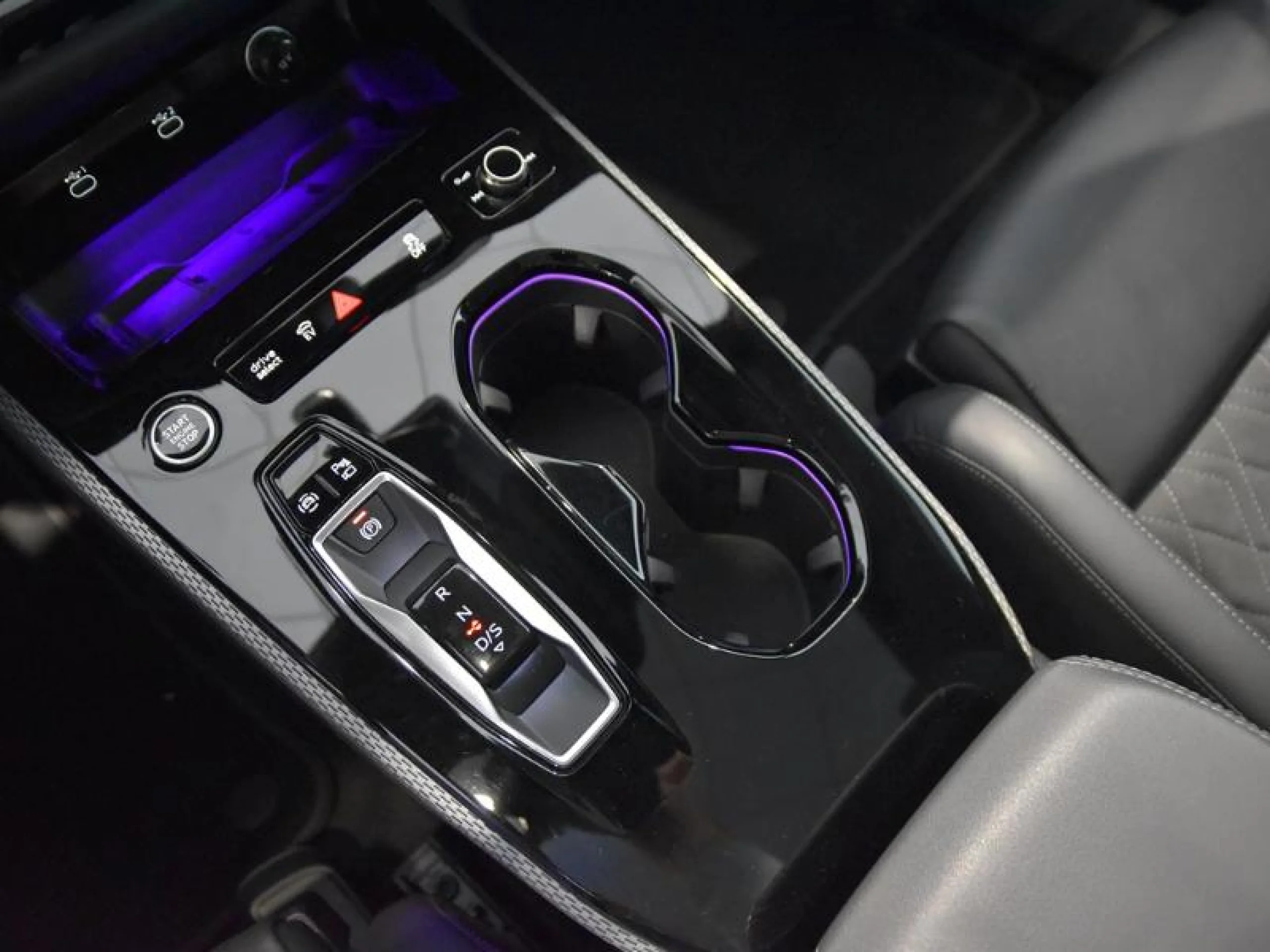 AUDI A5 AVANT E HYBRID QUATTRO 220KW BLACK LINE - Foto 12