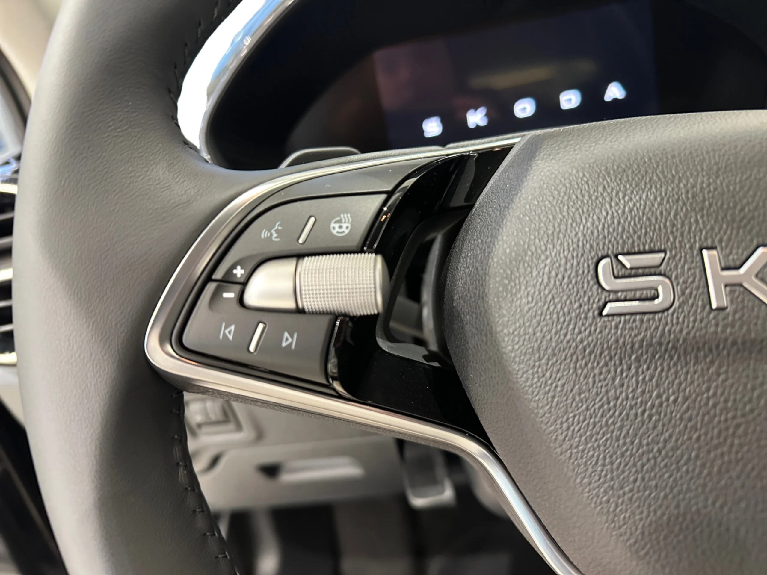 SKODA FABIA 1.0 TSI 85KW (115CV) DSG SELECTION - Foto 11