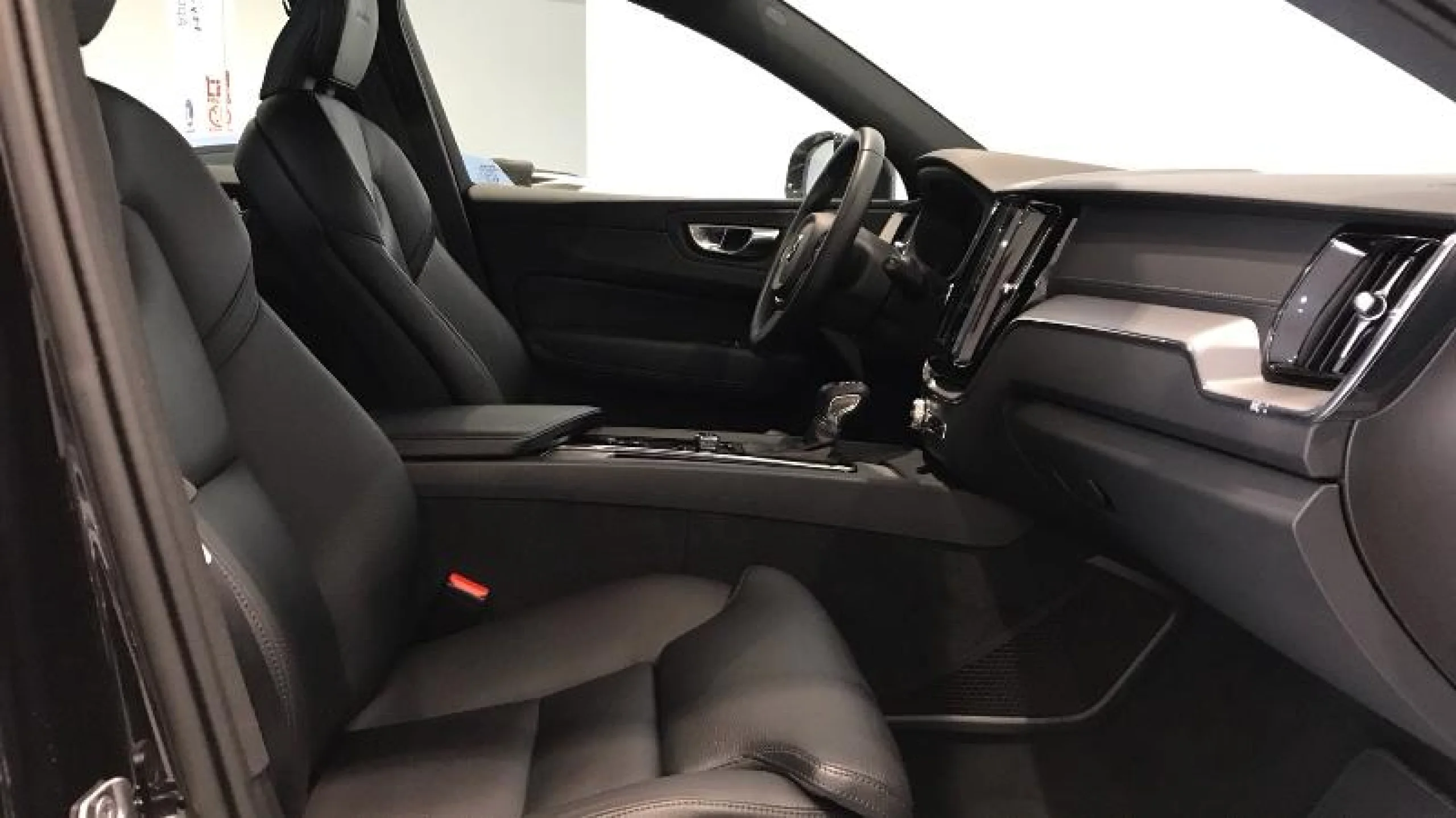 VOLVO XC60 2.0 D4 INSCRIPTION AUTO - Foto 8