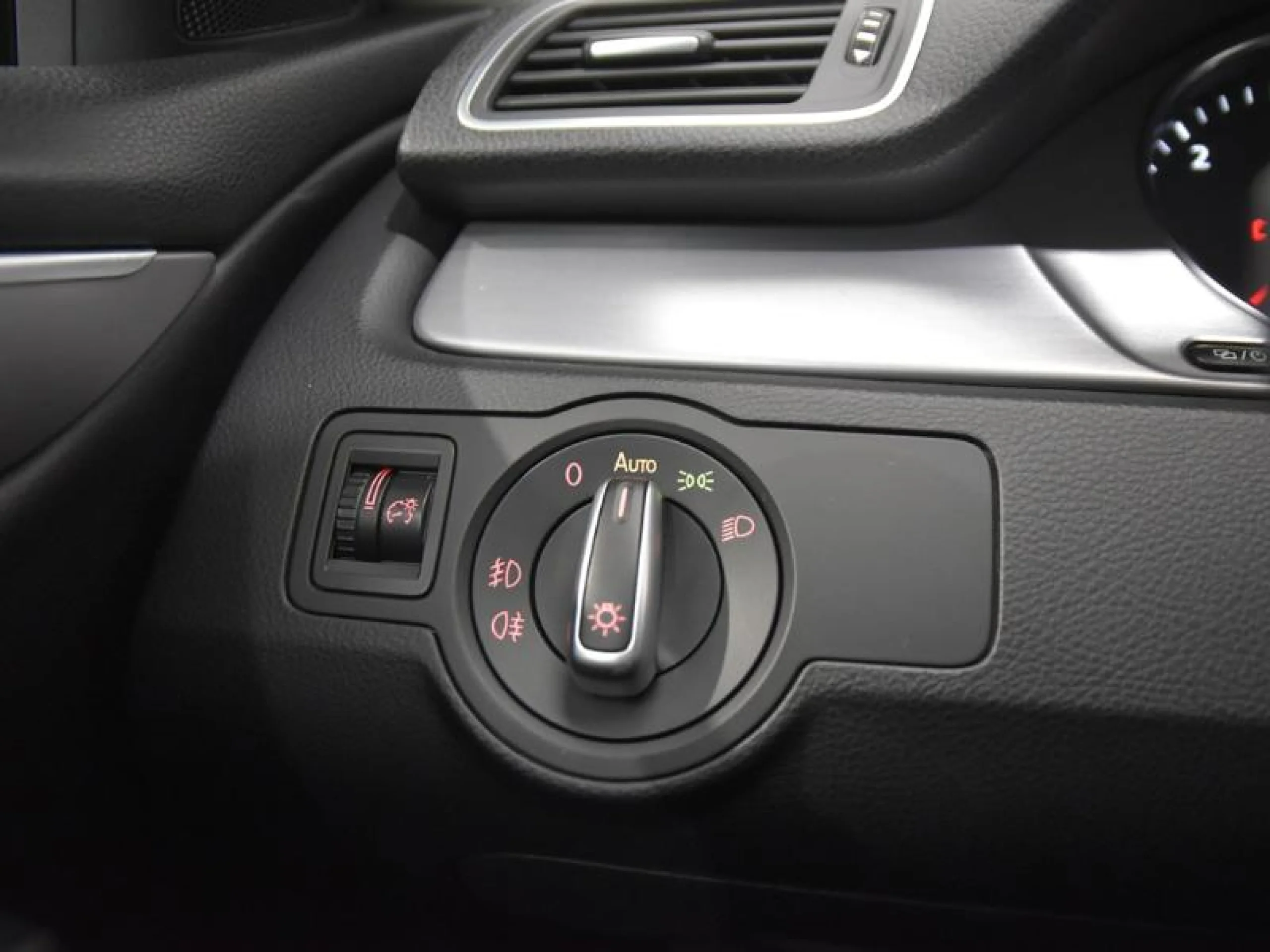 VOLKSWAGEN CC 2.0 TDI 150CV BMT - Foto 19