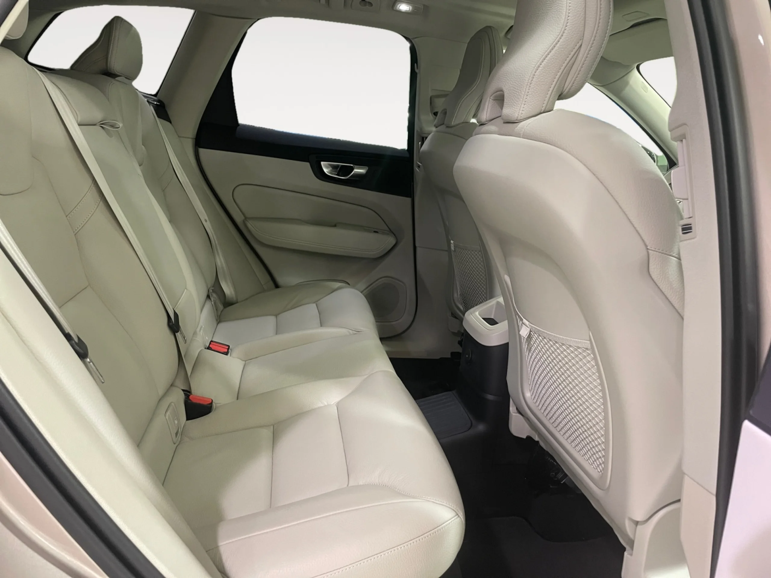 VOLVO XC60 2.0 T6 AWD RECHARGE PLUS BRIGHT AUTO - Foto 6