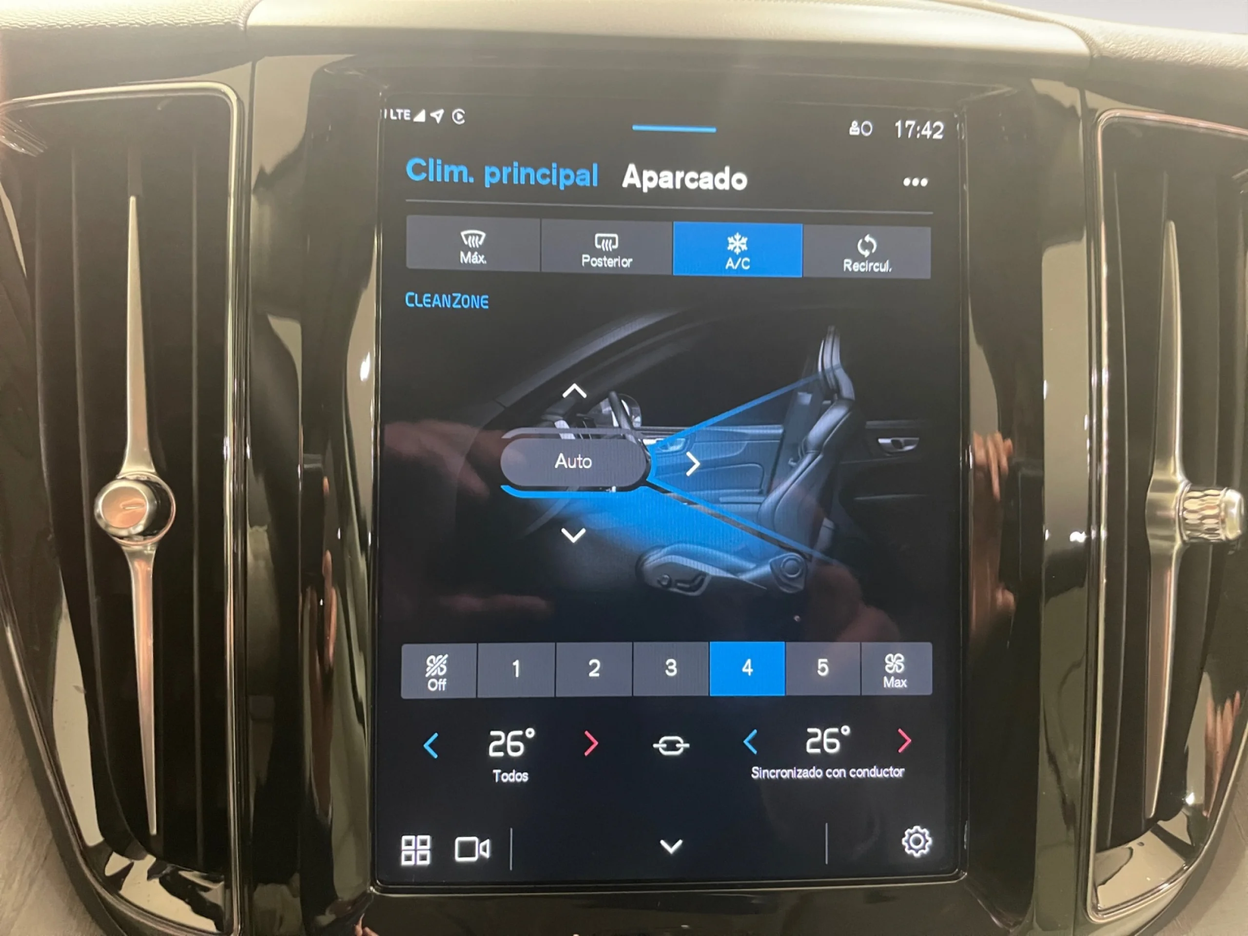 VOLVO XC60 2.0 T6 AWD RECHARGE PLUS BRIGHT AUTO - Foto 14