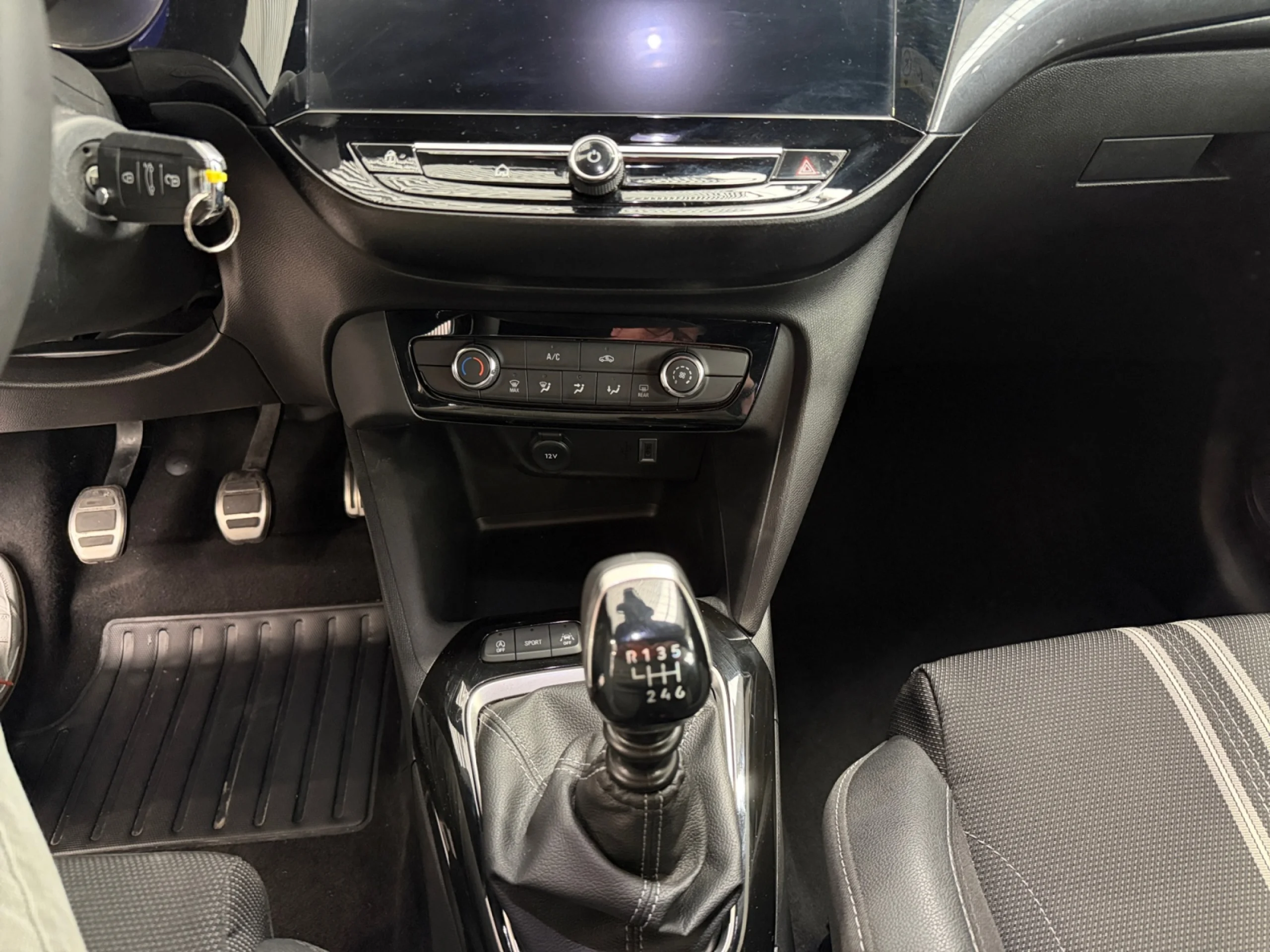 OPEL CORSA 1.2T XHL 74KW (100CV) GS - Foto 20