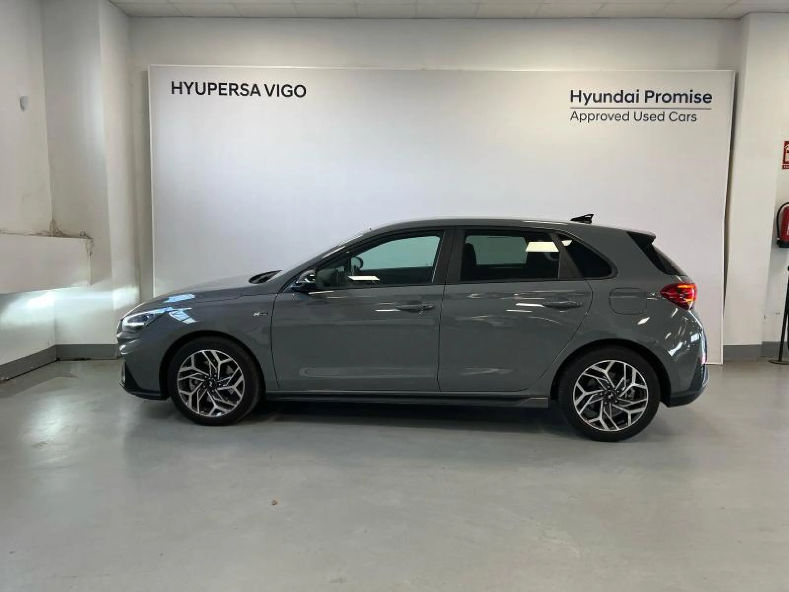 HYUNDAI I30 1.0 TGDI N LINE SE - Foto 2