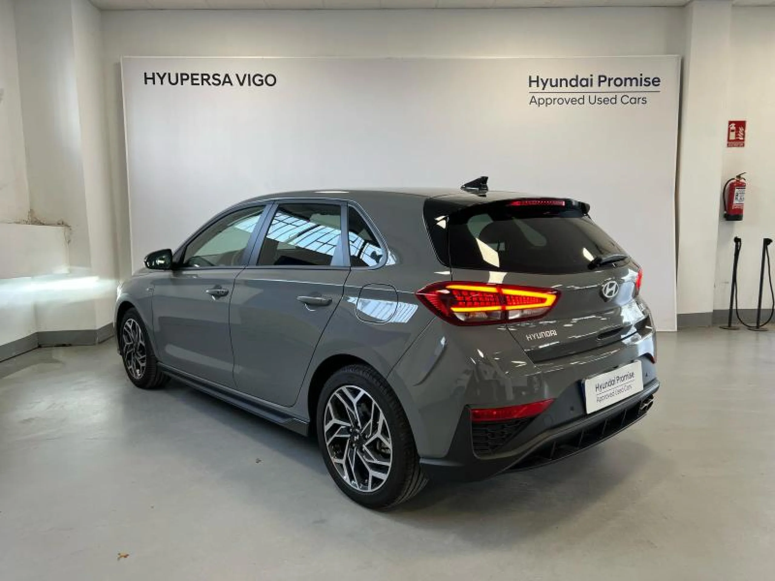 HYUNDAI I30 1.0 TGDI N LINE SE - Foto 3