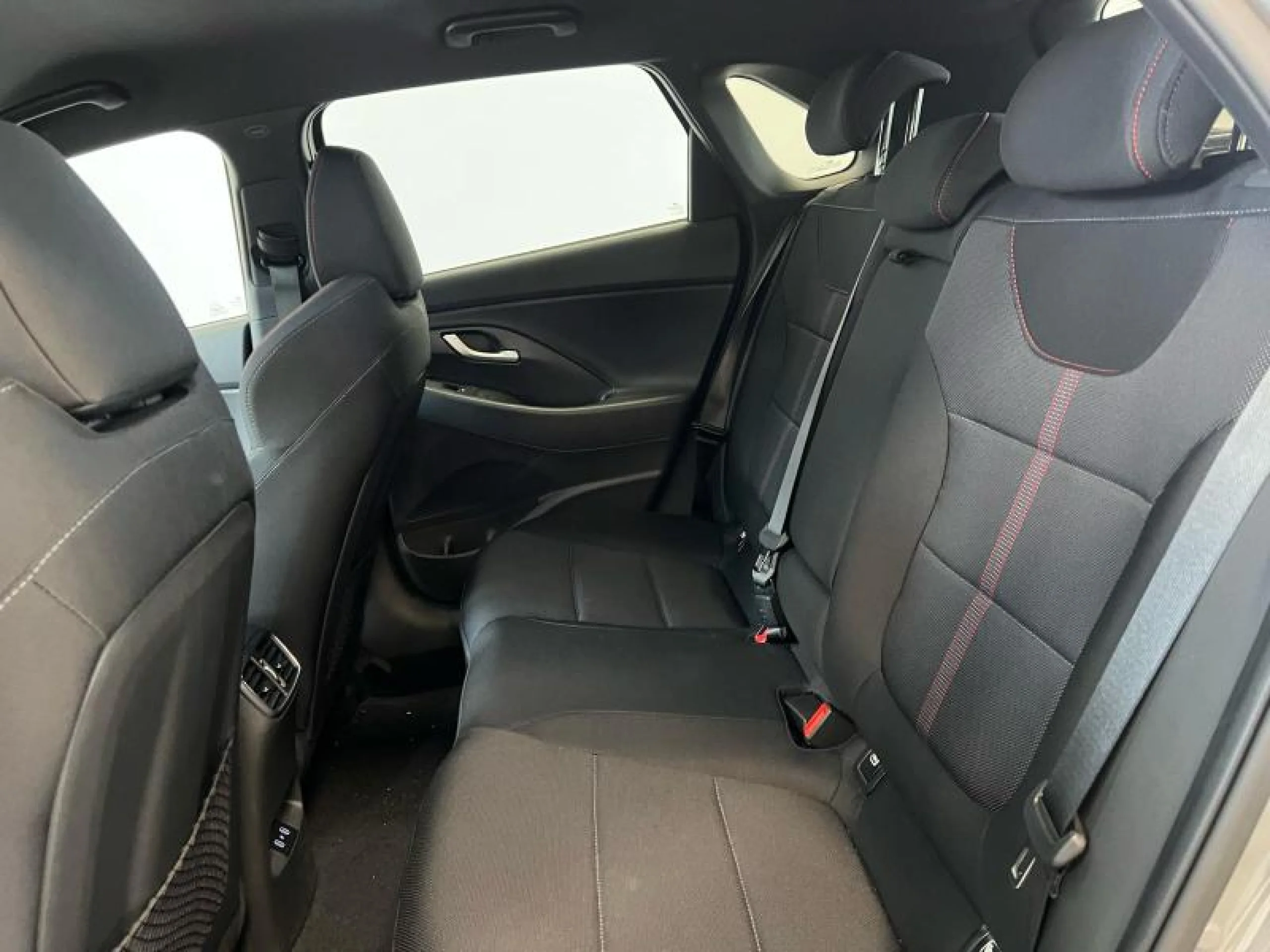 HYUNDAI I30 1.0 TGDI N LINE SE - Foto 10