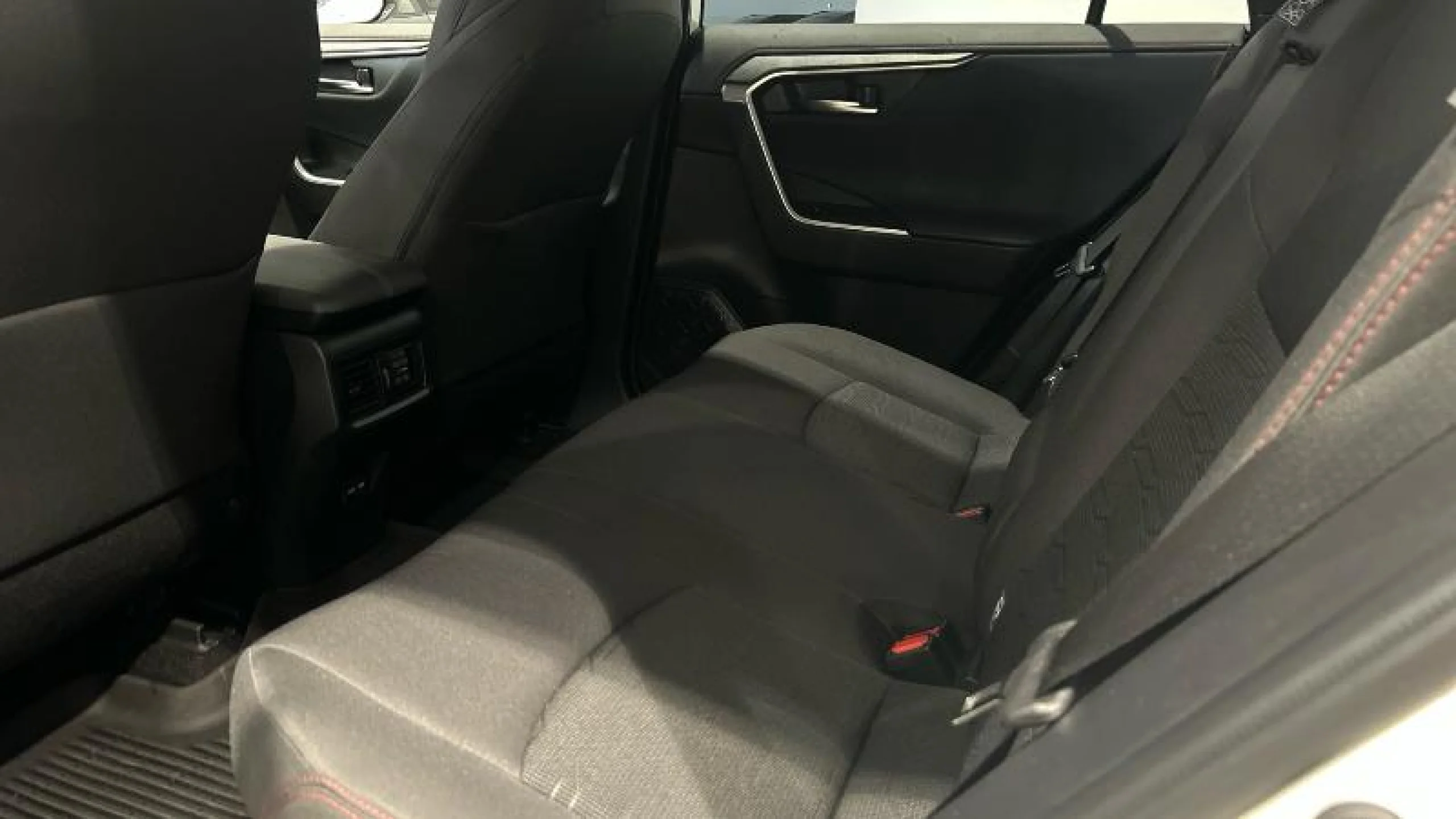 TOYOTA Rav4 2.5L PLUG IN 300PH (E CVT) STYLE PLUS - Foto 10