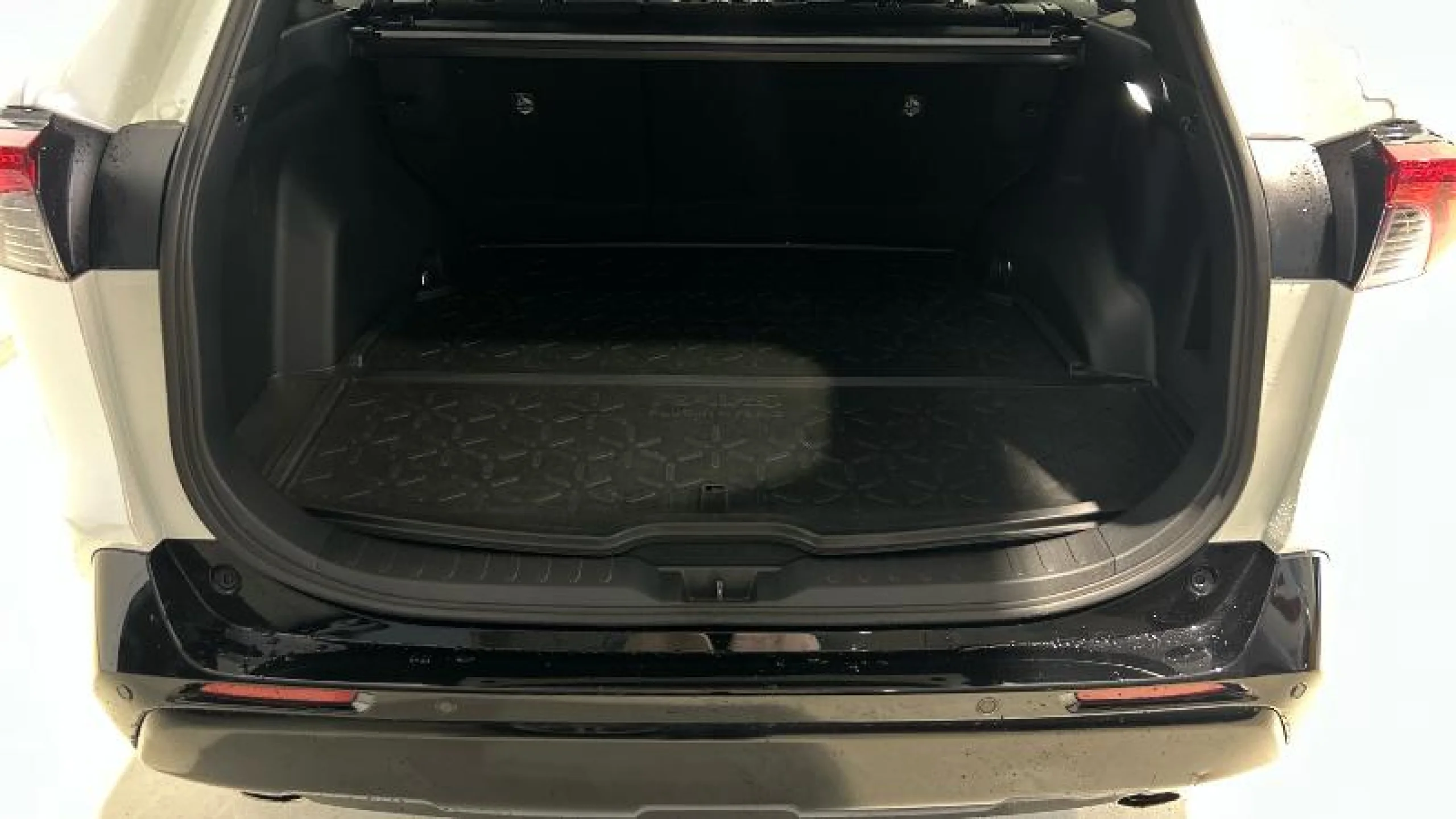 TOYOTA Rav4 2.5L PLUG IN 300PH (E CVT) STYLE PLUS - Foto 11