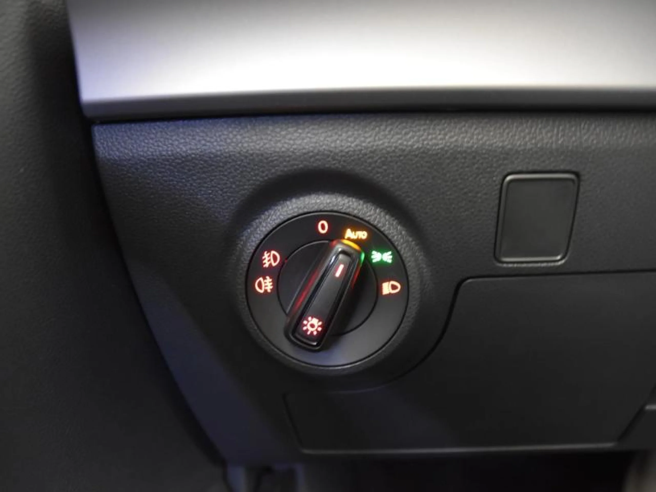 SEAT IBIZA 1.0 TSI 85KW (115CV) DSG SPECIAL EDITION - Foto 17