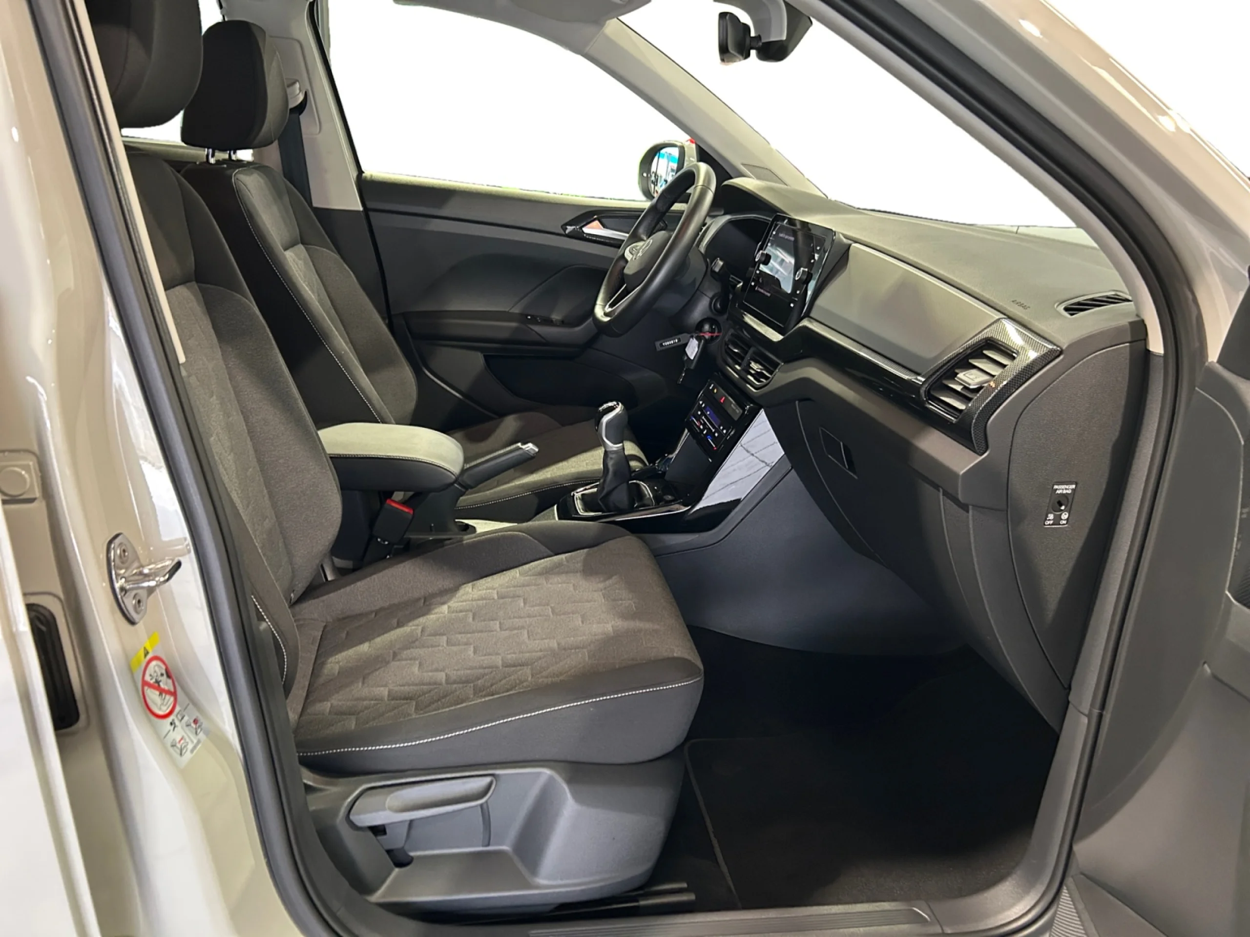 VOLKSWAGEN T CROSS LIFE 1.0 TSI 85KW (115CV) - Foto 9