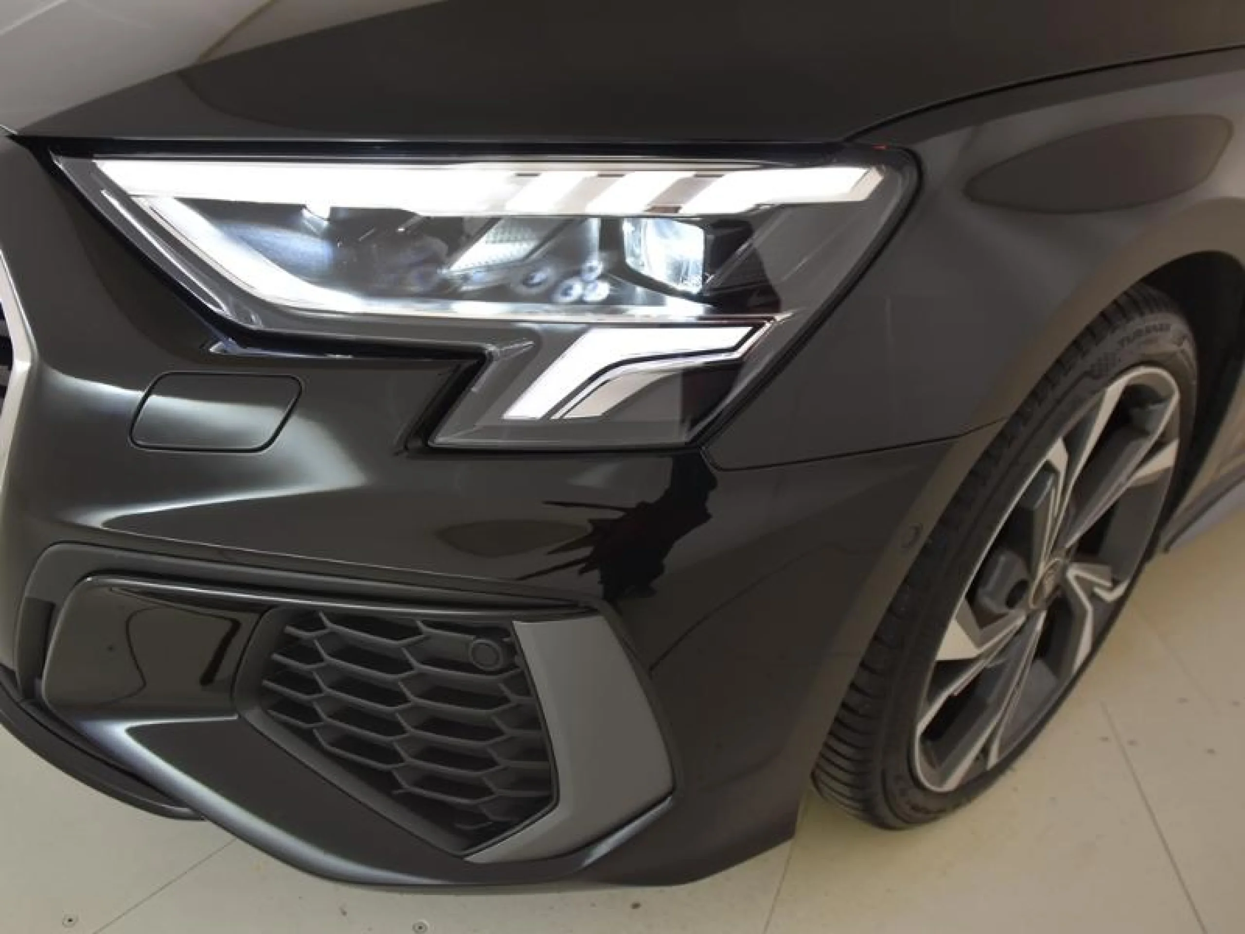 AUDI A3 SEDAN S LINE 35 TFSI 110KW S TRONIC - Foto 19