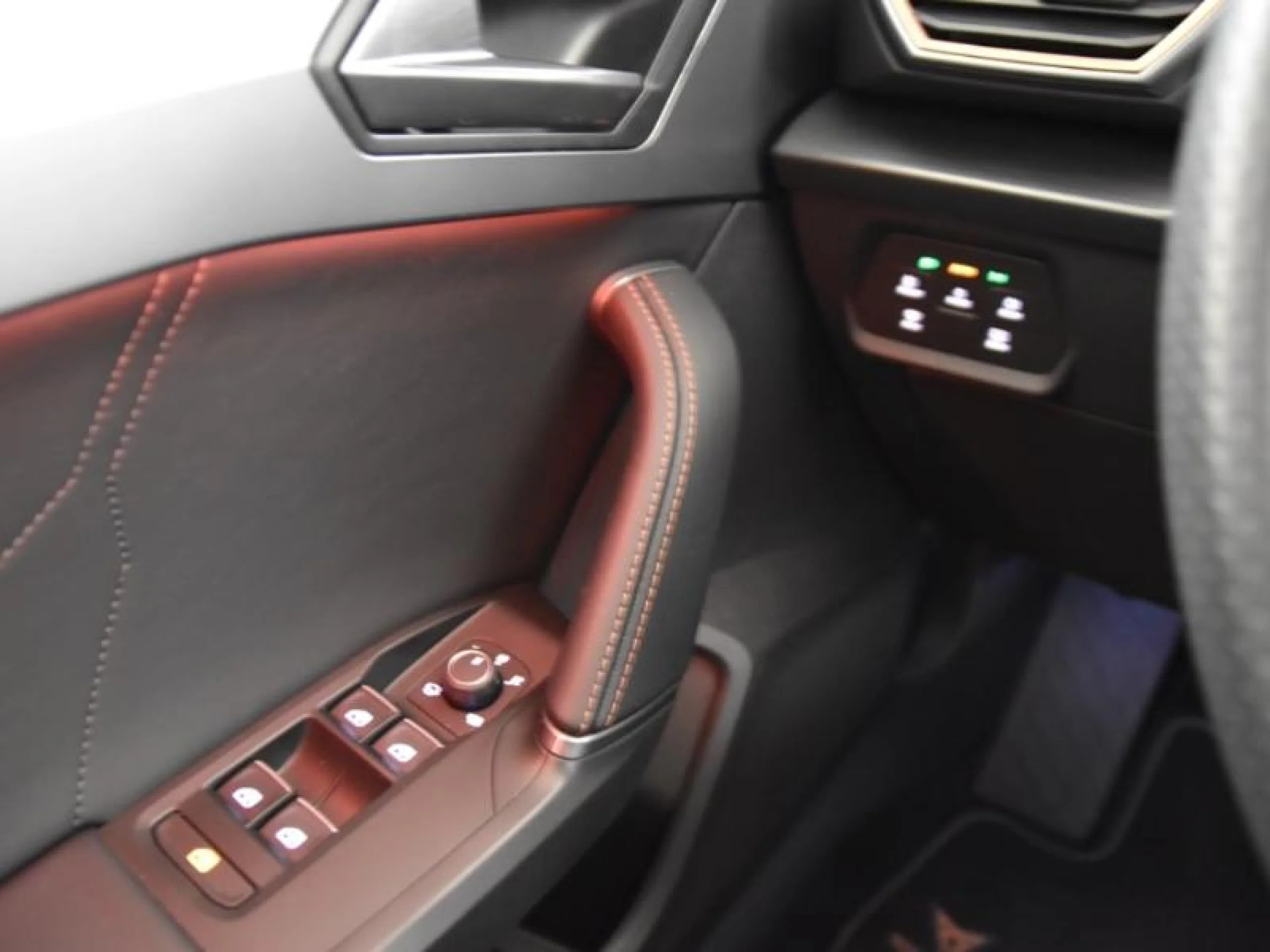 CUPRA FORMENTOR 2.0 TDI 110KW (150 CV) - Foto 17