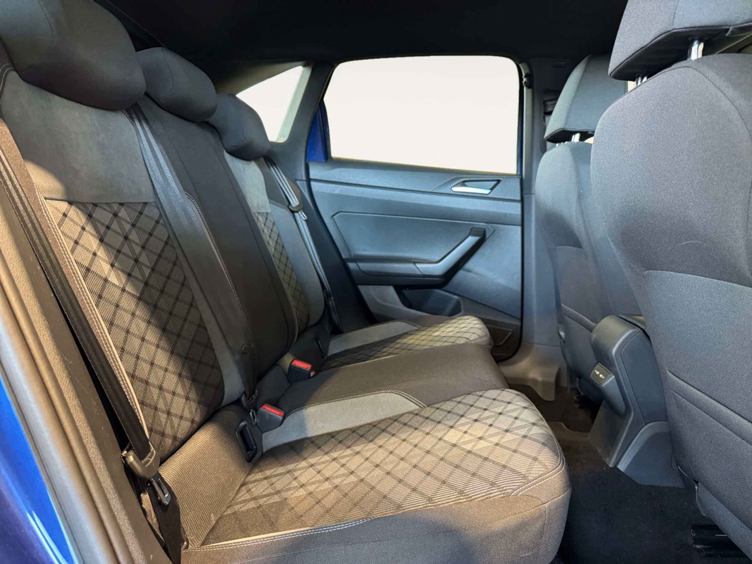 VOLKSWAGEN TAIGO R LINE 1.5 TSI 110KW (150CV) DSG - Foto 6