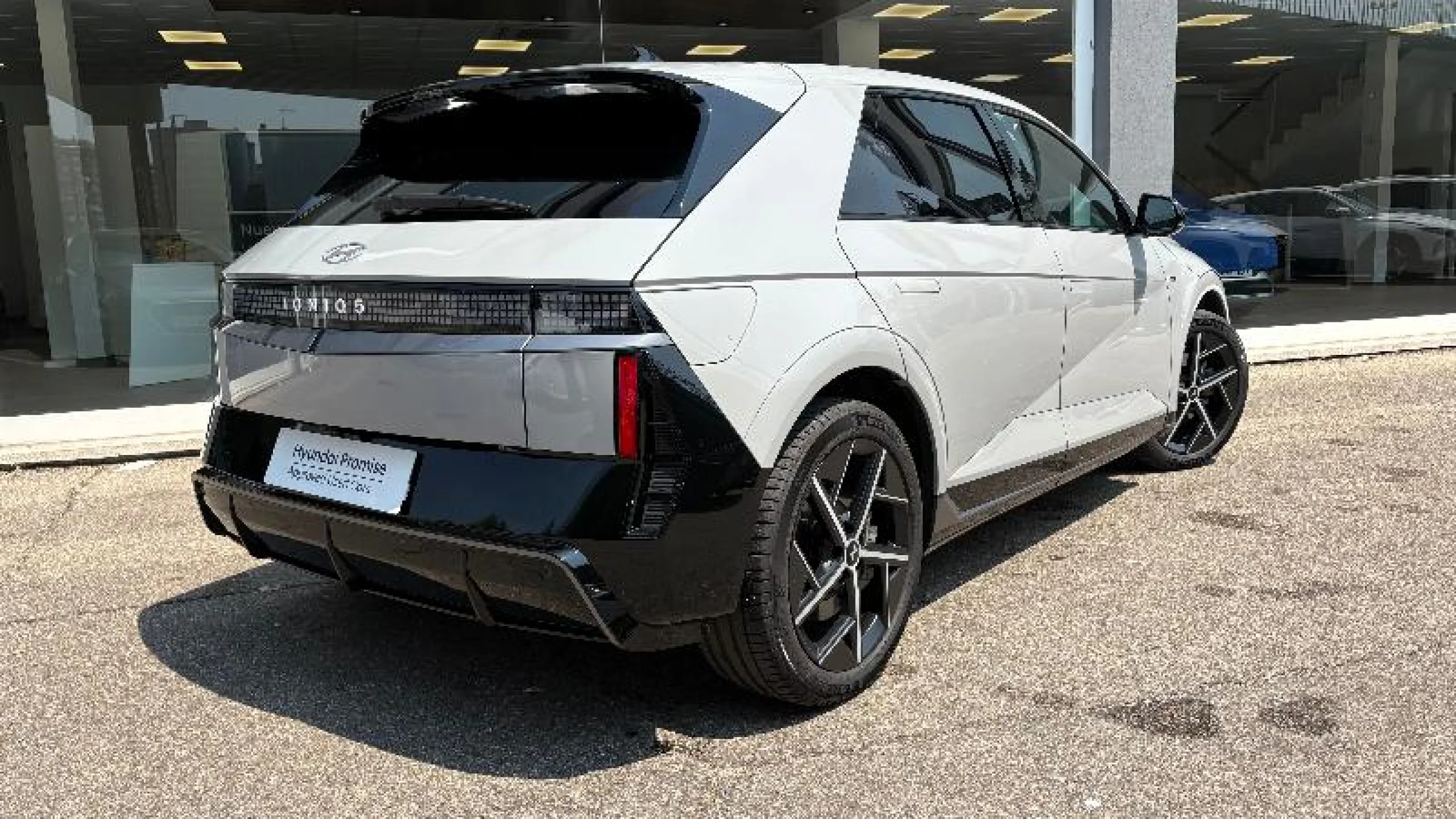 HYUNDAI IONIQ 5 84KWH 168KW (228CV) N LINE RWD - Foto 9