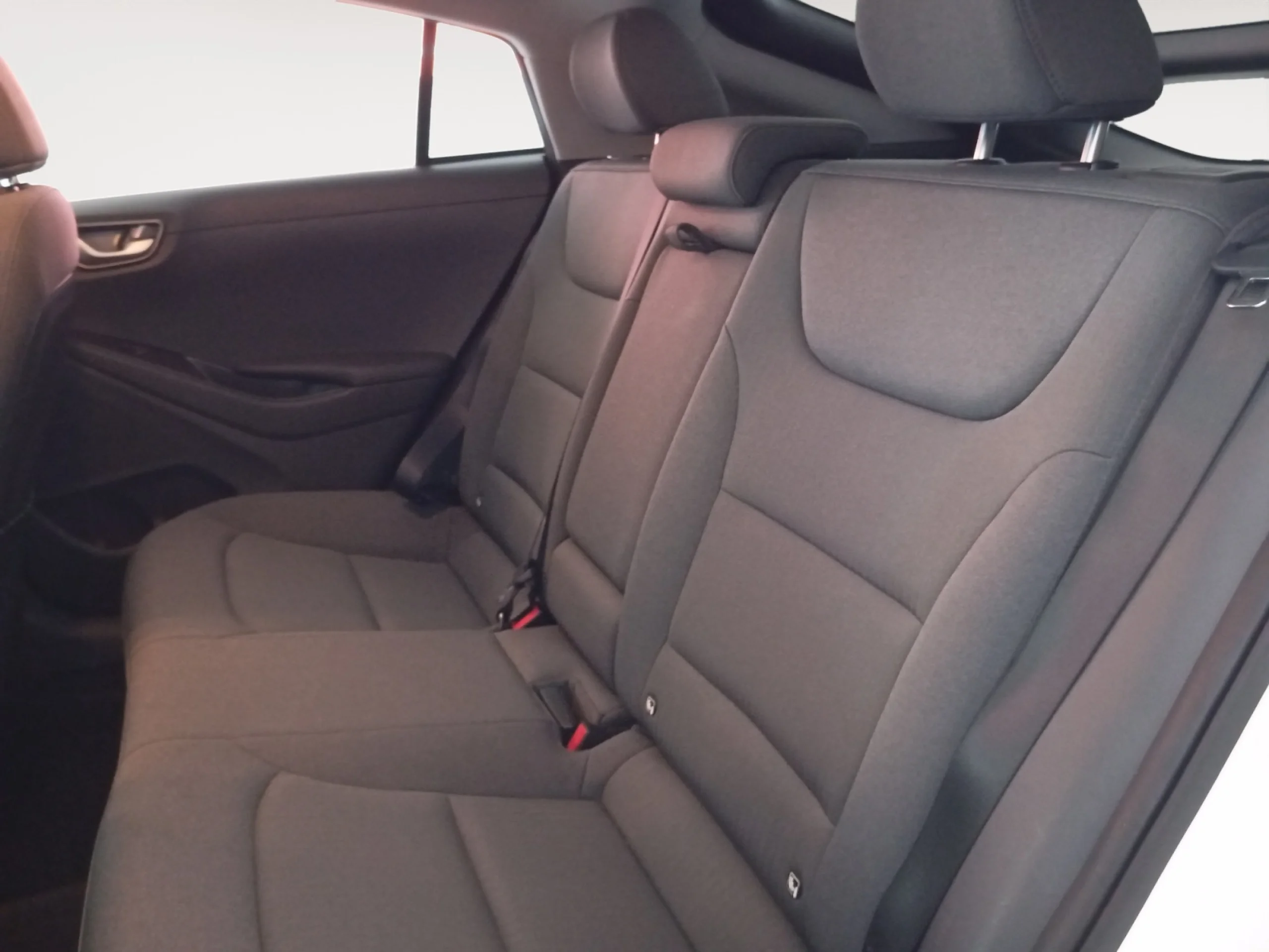 HYUNDAI IONIQ 1.6 GDI HEV KLASS DCT - Foto 6