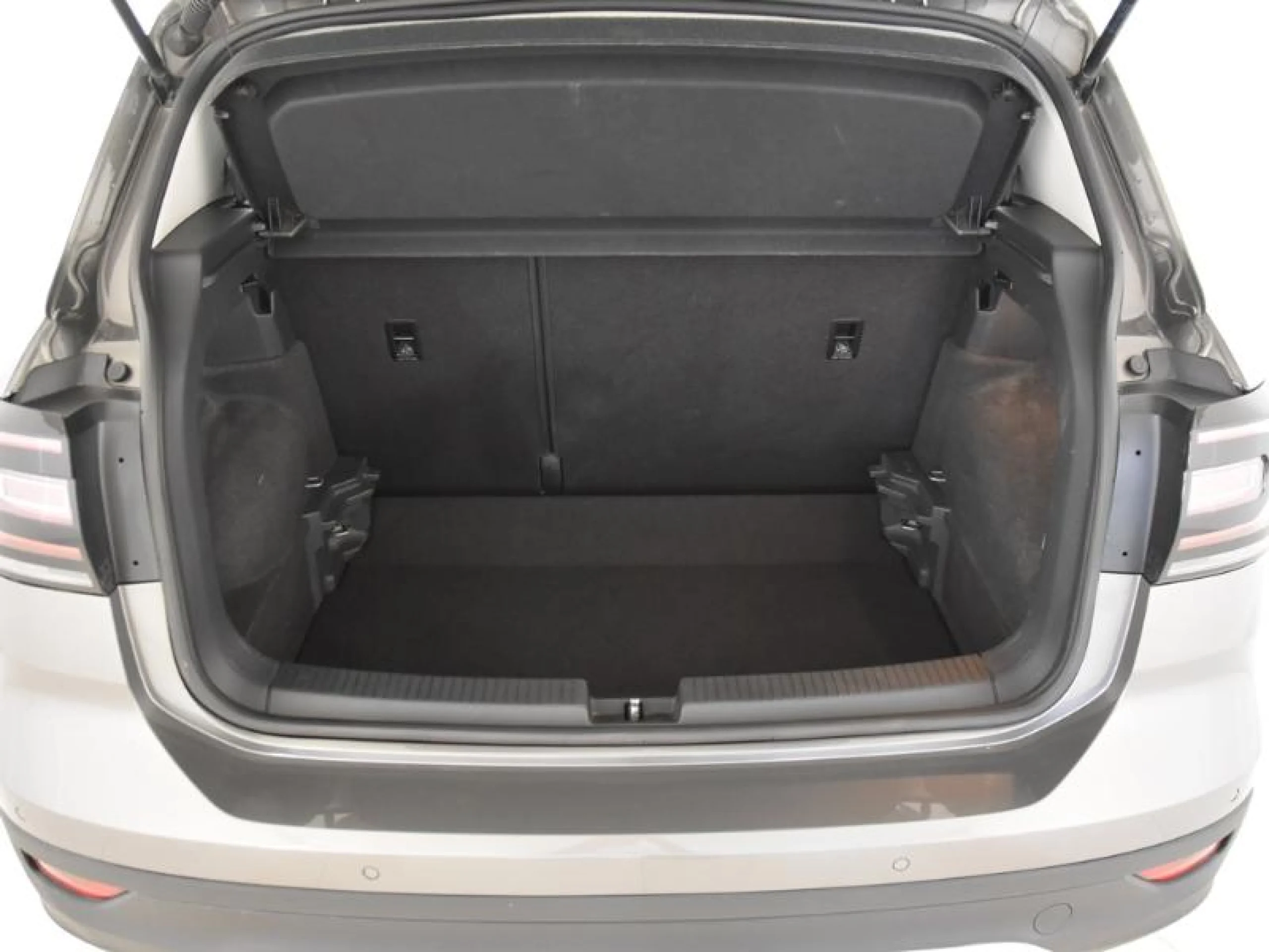 VOLKSWAGEN T CROSS ADVANCE 1.0 TSI 81KW (110CV) - Foto 7
