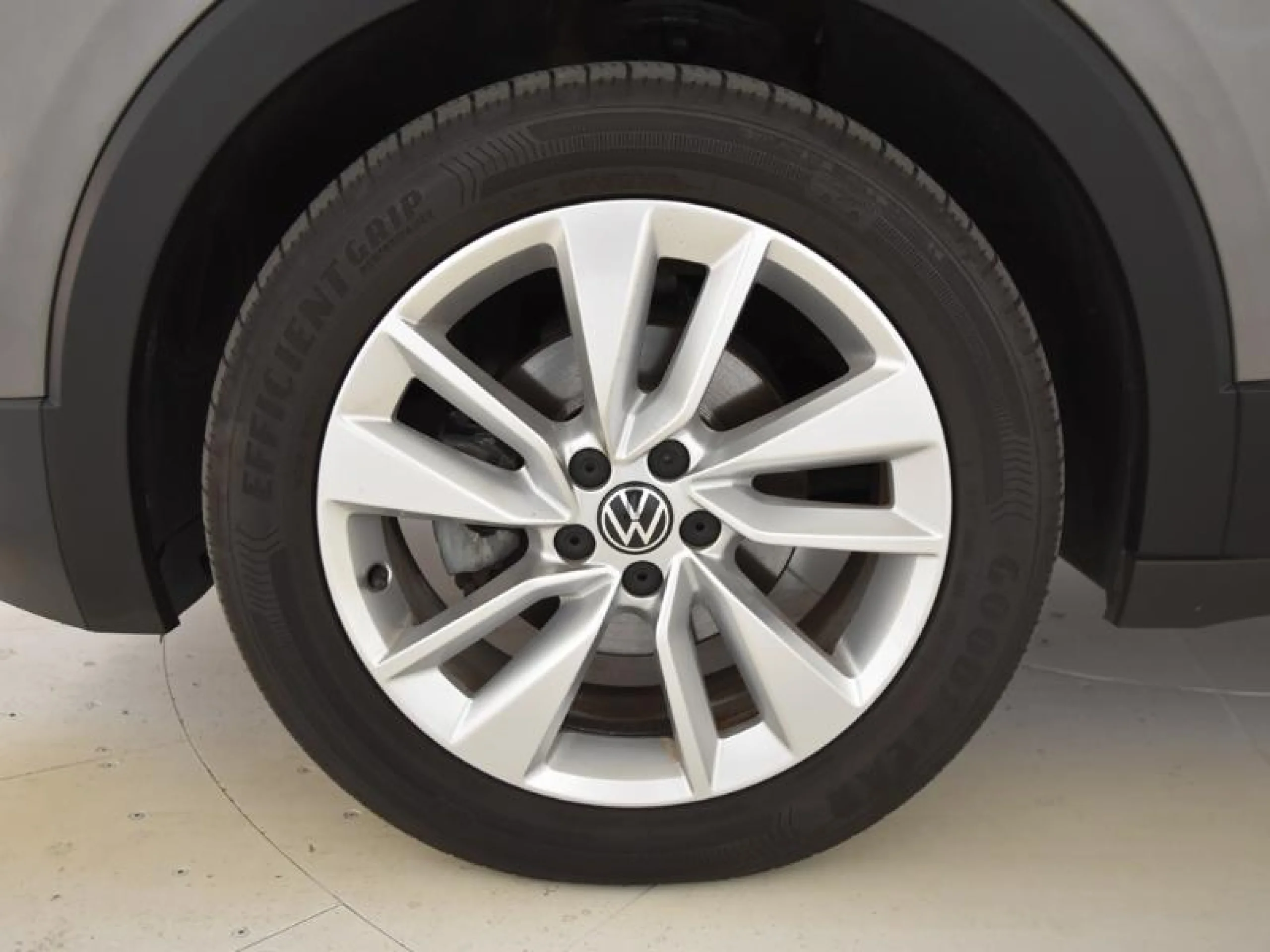 VOLKSWAGEN T CROSS ADVANCE 1.0 TSI 81KW (110CV) - Foto 8