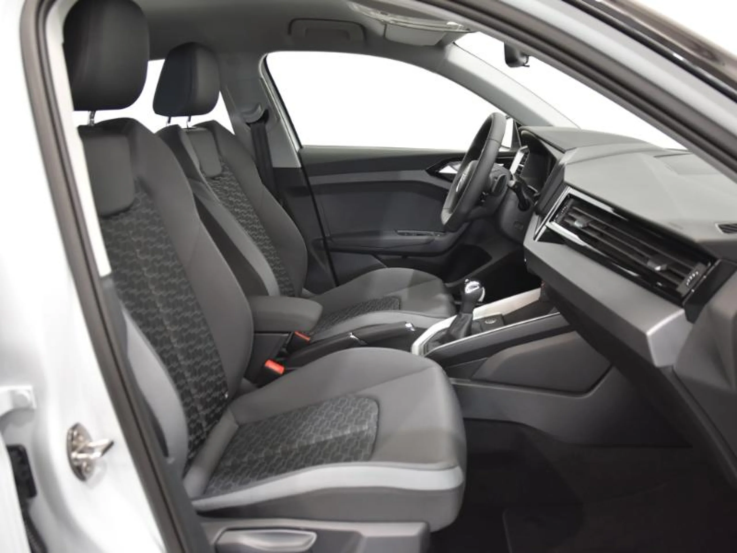 AUDI A1 SPORTBACK ADRENALIN 30 TFSI 85KW S TRON - Foto 6