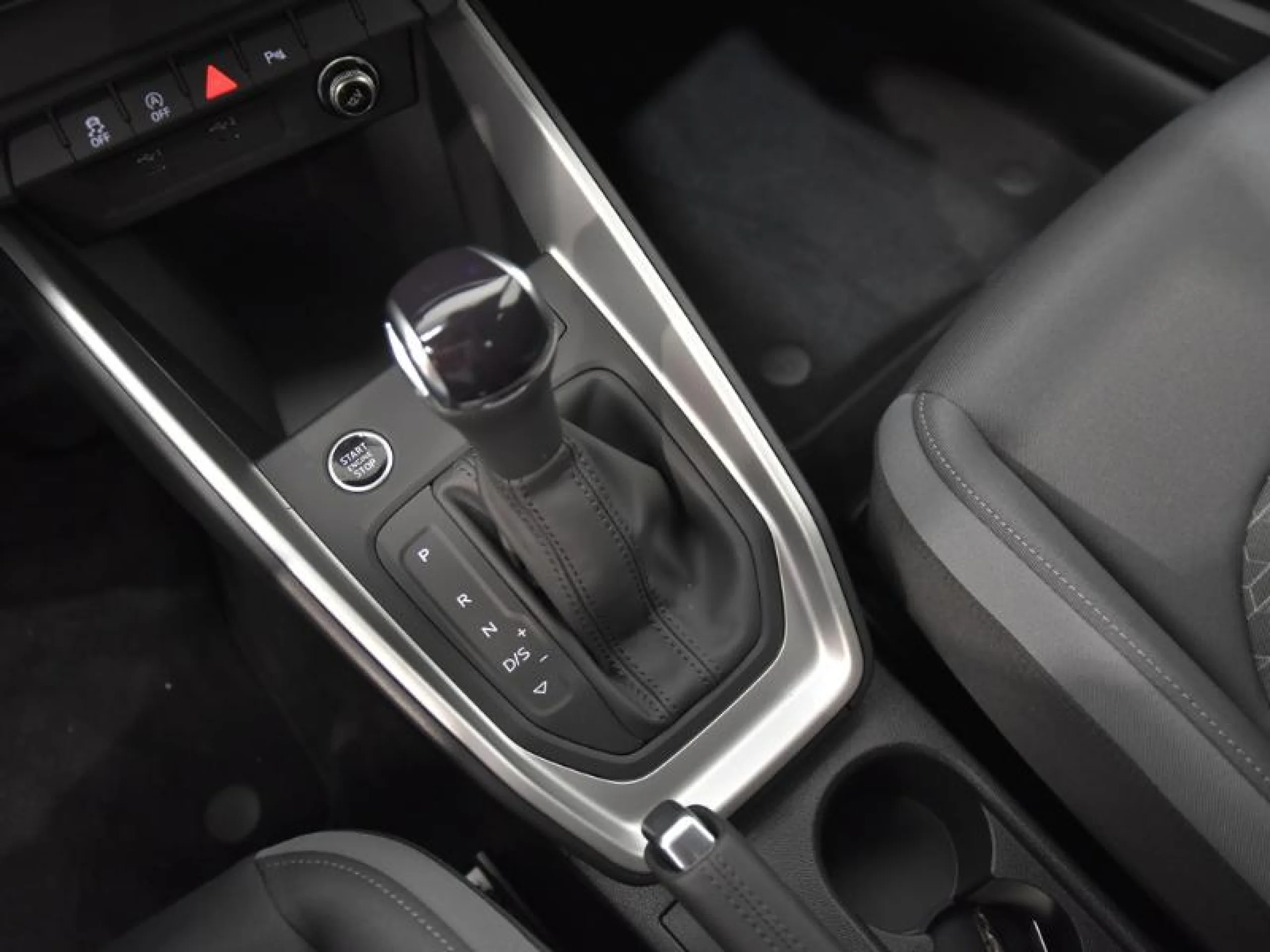 AUDI A1 SPORTBACK ADRENALIN 30 TFSI 85KW S TRON - Foto 10