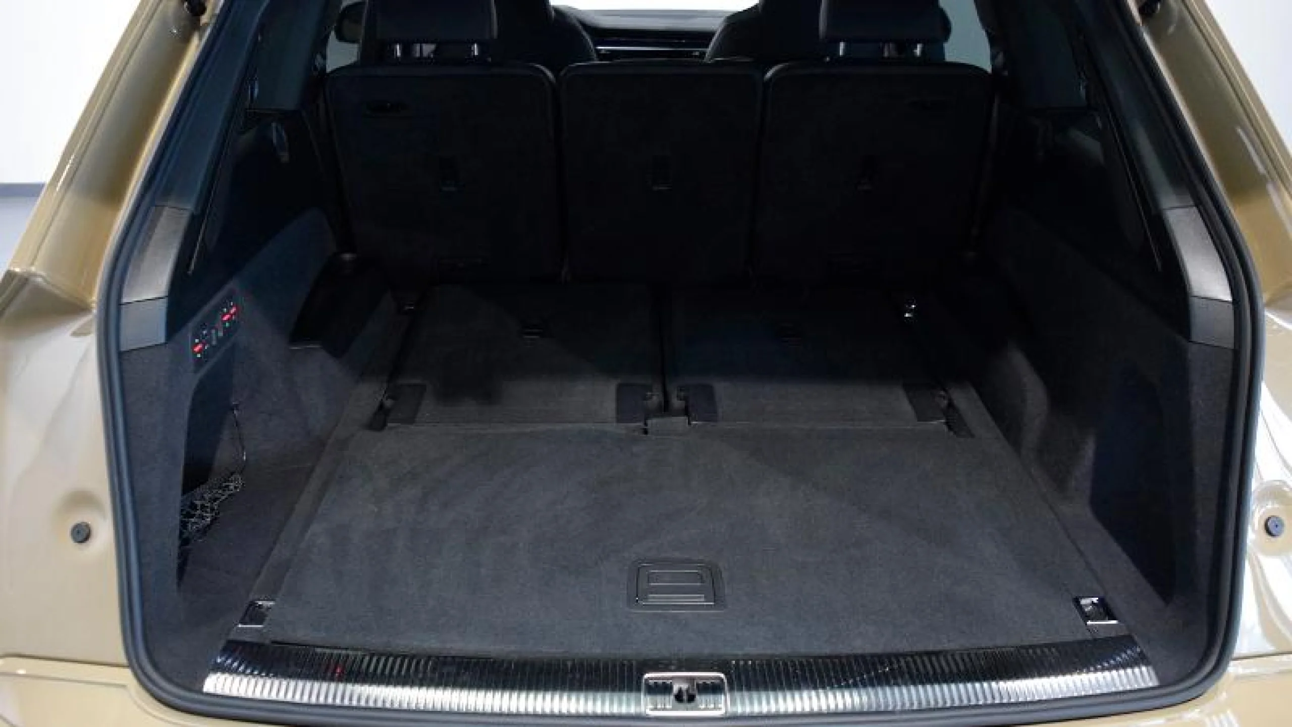 AUDI Q7 BLACK LINE ED. 50 TDI QUATTRO 210KW TIPT - Foto 7