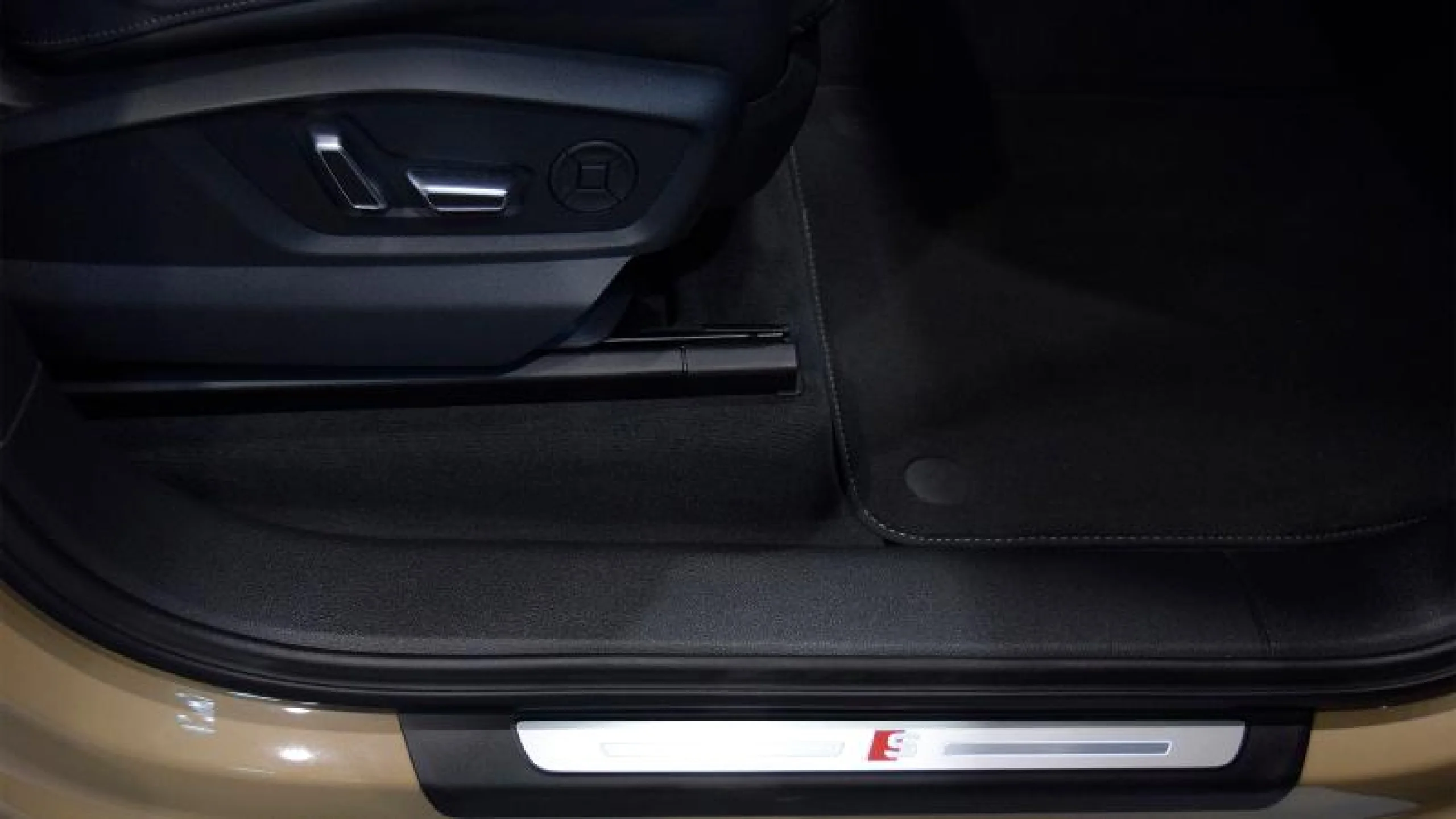 AUDI Q7 BLACK LINE ED. 50 TDI QUATTRO 210KW TIPT - Foto 17