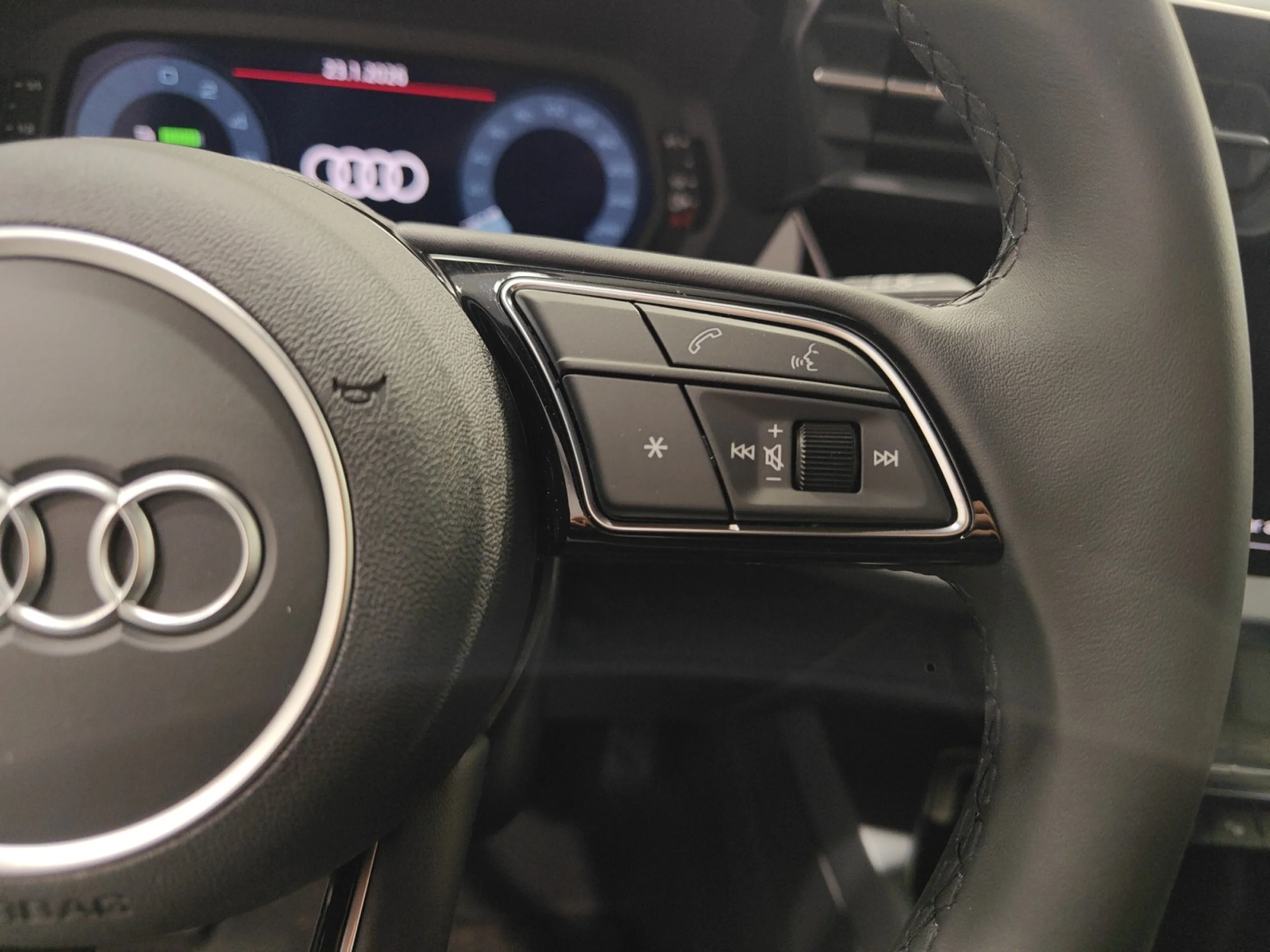 AUDI A3 SPORTBACK ADVANCED 40 TFSI E 150KW S TRO - Foto 10