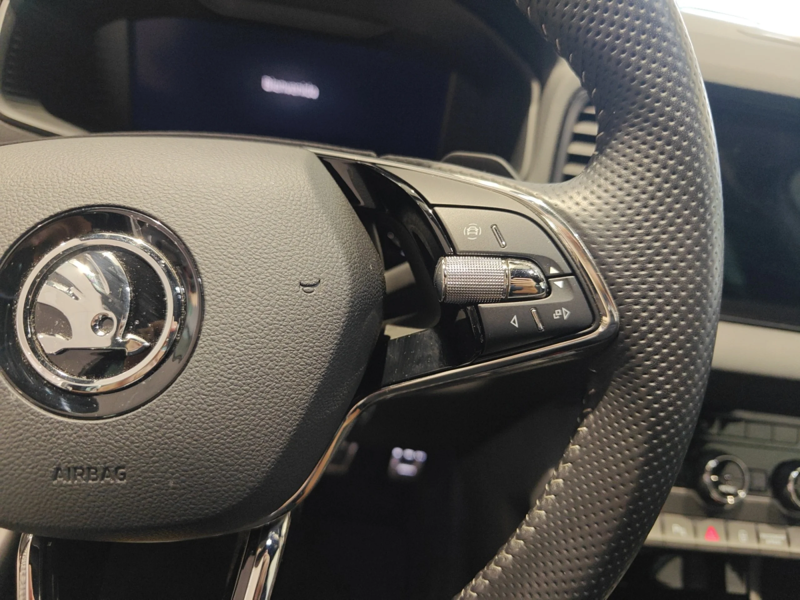 SKODA KAROQ 1.5 TSI 110KW (150CV) DSG ACT SPORTLINE - Foto 10