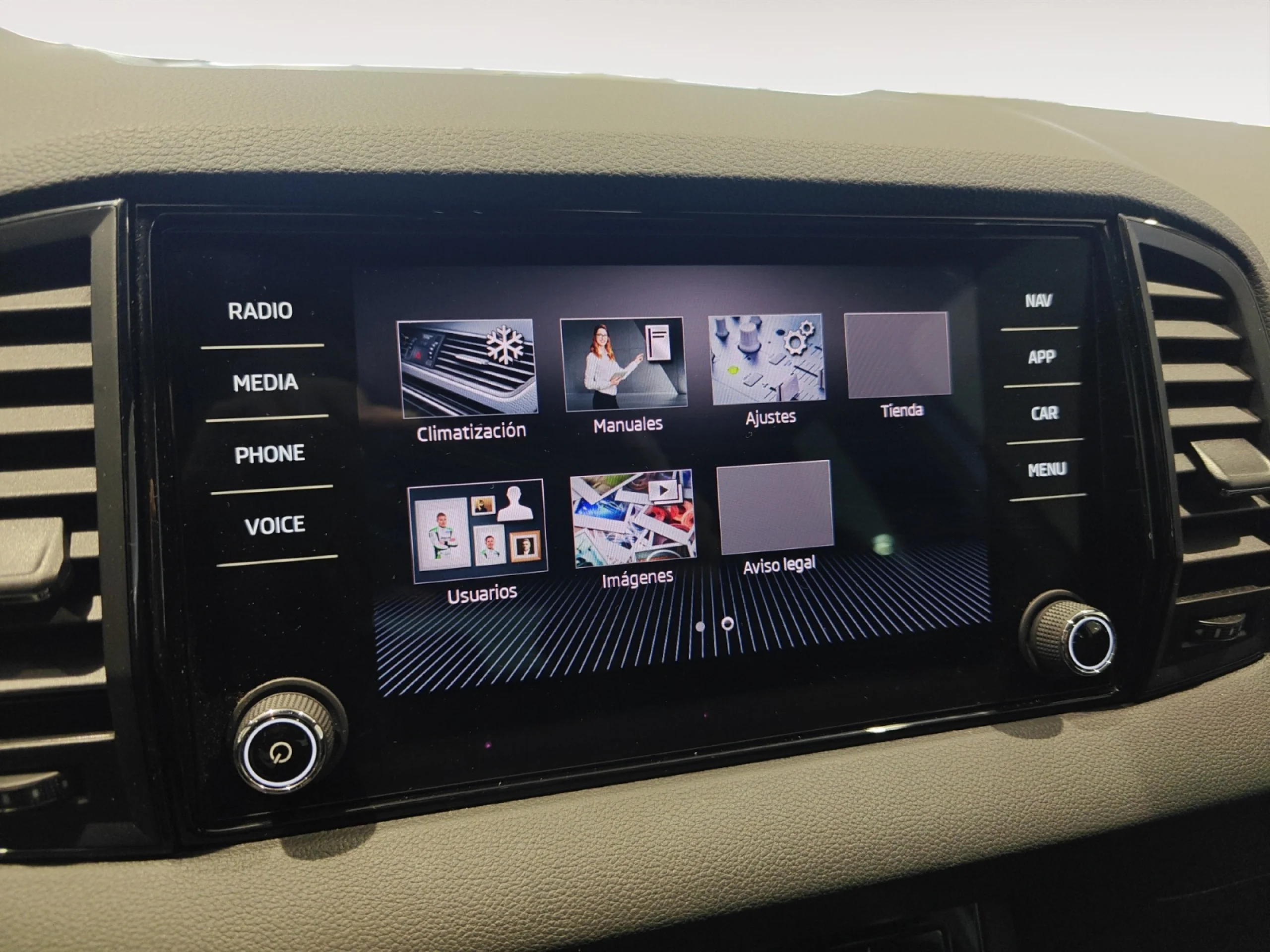 SKODA KAROQ 1.5 TSI 110KW (150CV) DSG ACT SPORTLINE - Foto 14