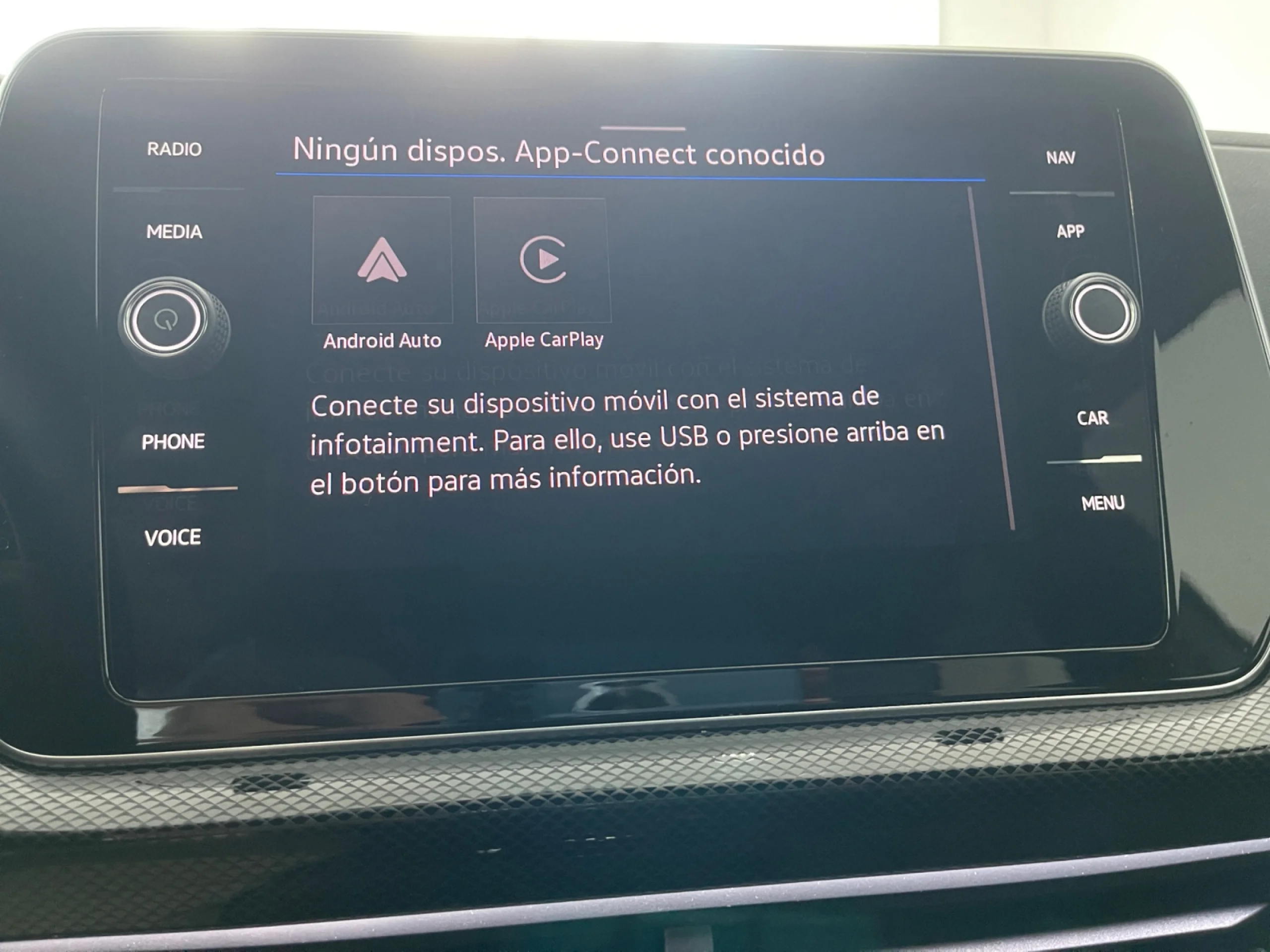 VOLKSWAGEN T CROSS T CROSS R LINE 1.5 TSI 110 KW (150 CV)  AUTOM TICO DSG 7 VEL. - Foto 17