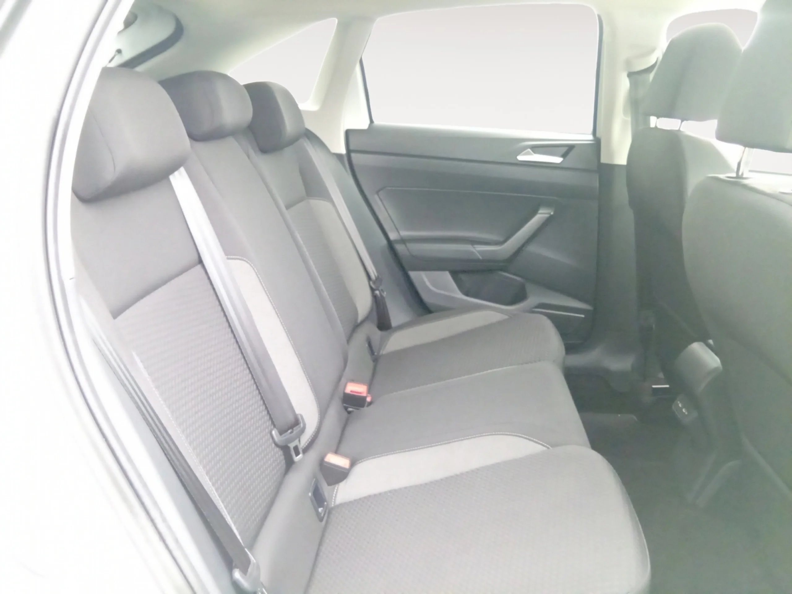 VOLKSWAGEN TAIGO LIFE 1.0 TSI 70KW (95CV) - Foto 6