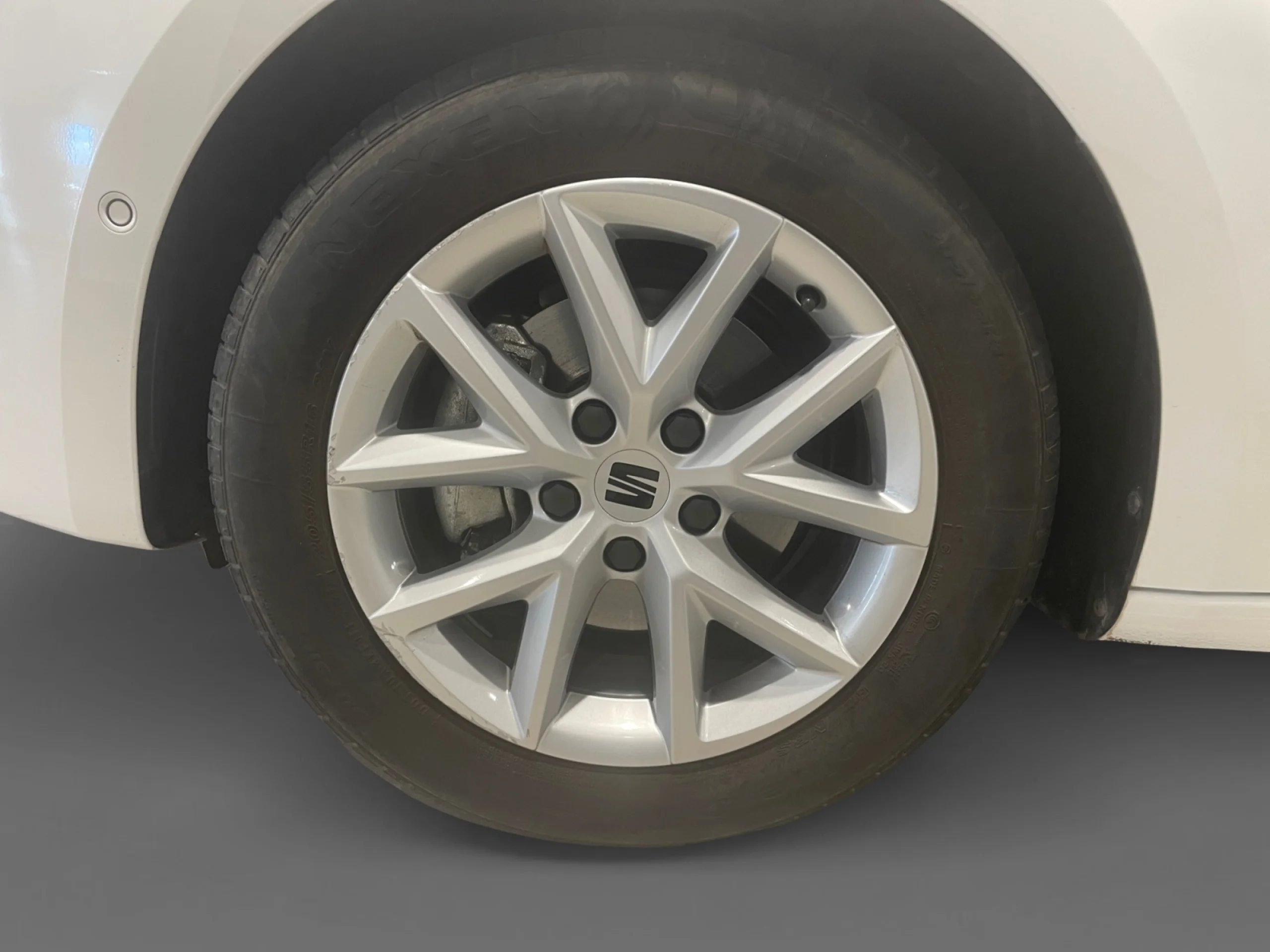 SEAT LEON 2.0 TDI 85KW STYLE XL - Foto 8