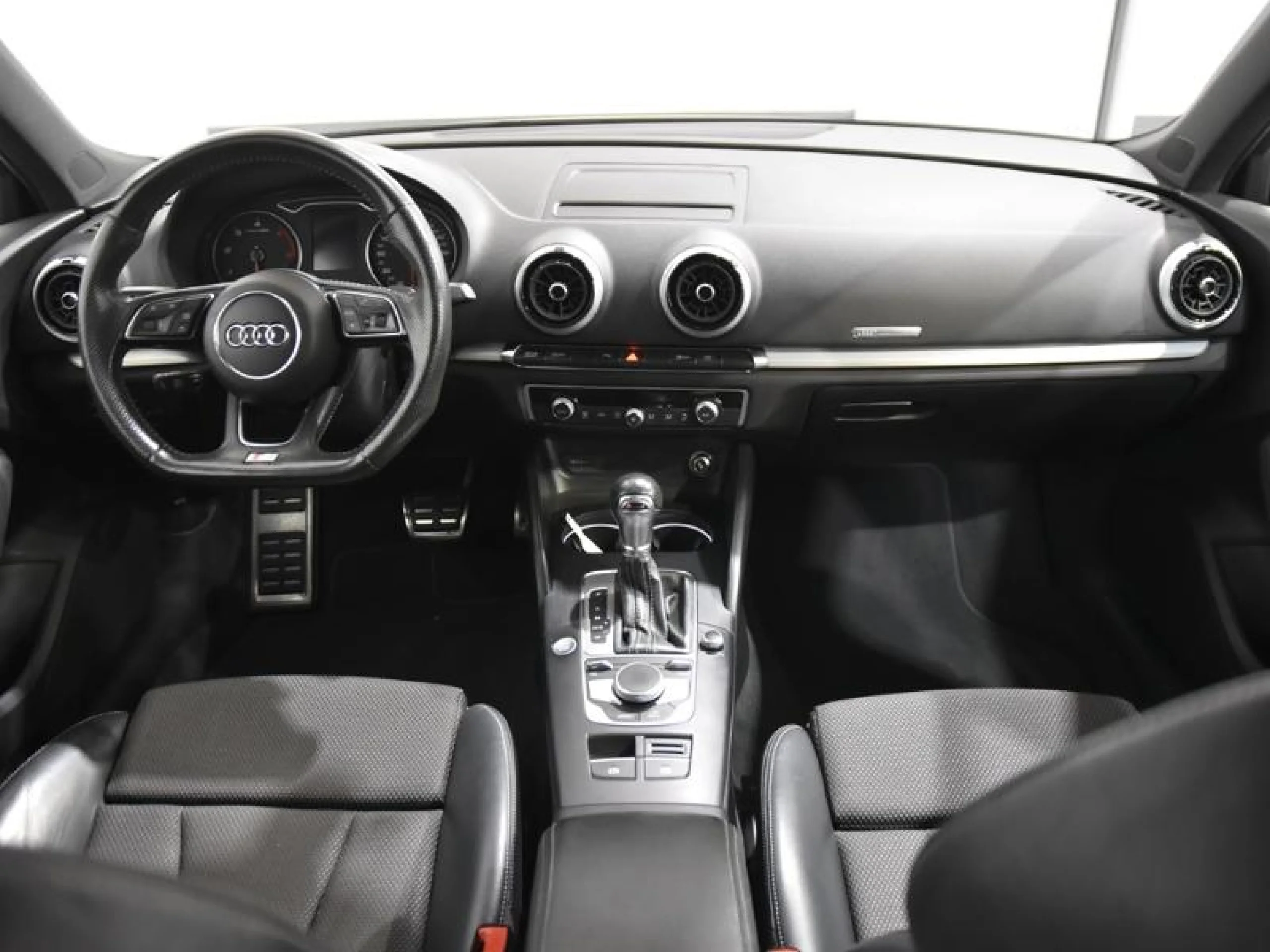 AUDI A3 SPORTBACK BLACK LINE 35 TDI 110KW S TRON - Foto 4