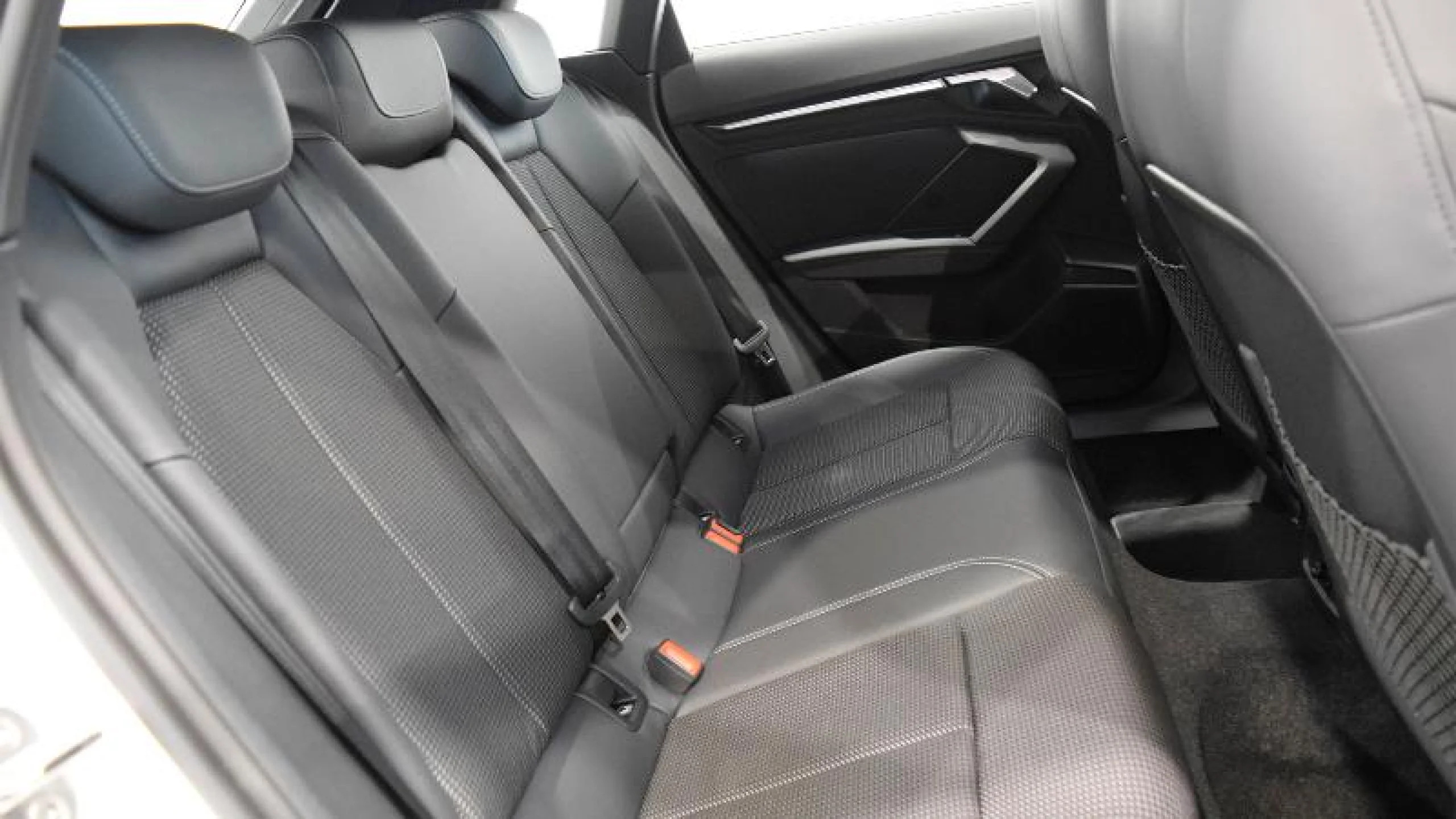 AUDI A3 SPORTBACK S LINE 40 TFSI E 150KW S TRON - Foto 6