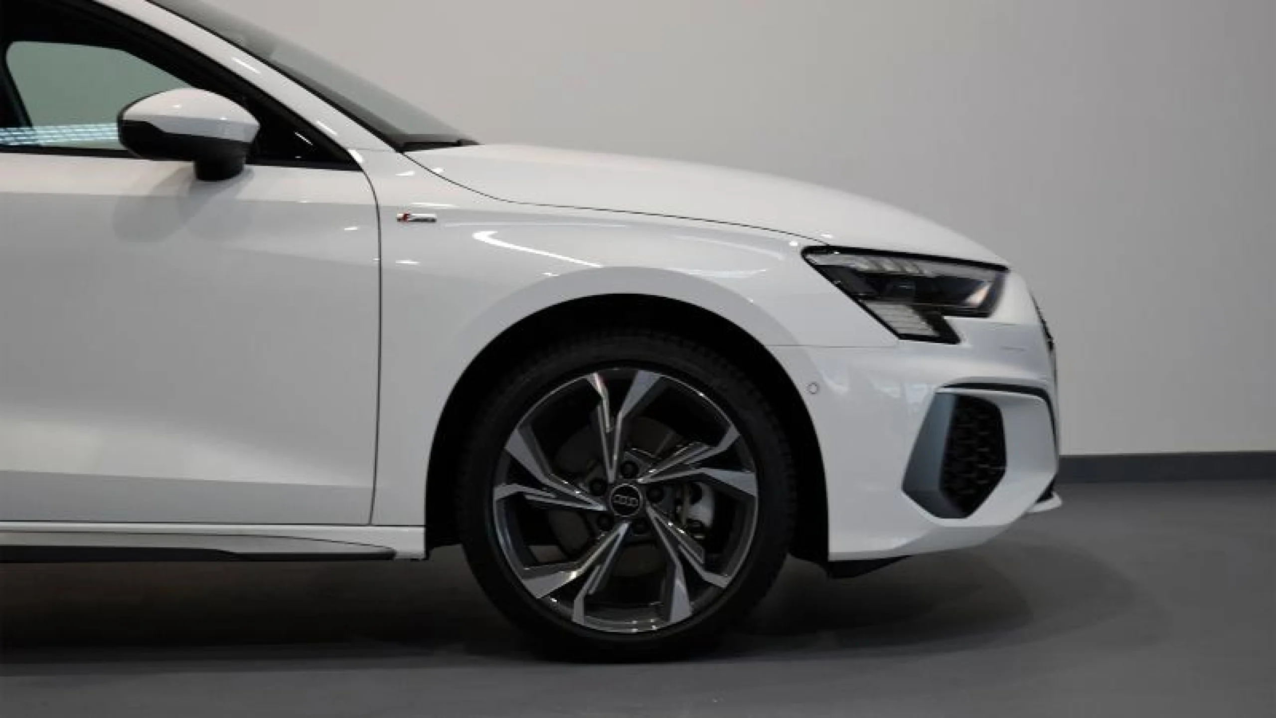 AUDI A3 SPORTBACK S LINE 40 TFSI E 150KW S TRON - Foto 8