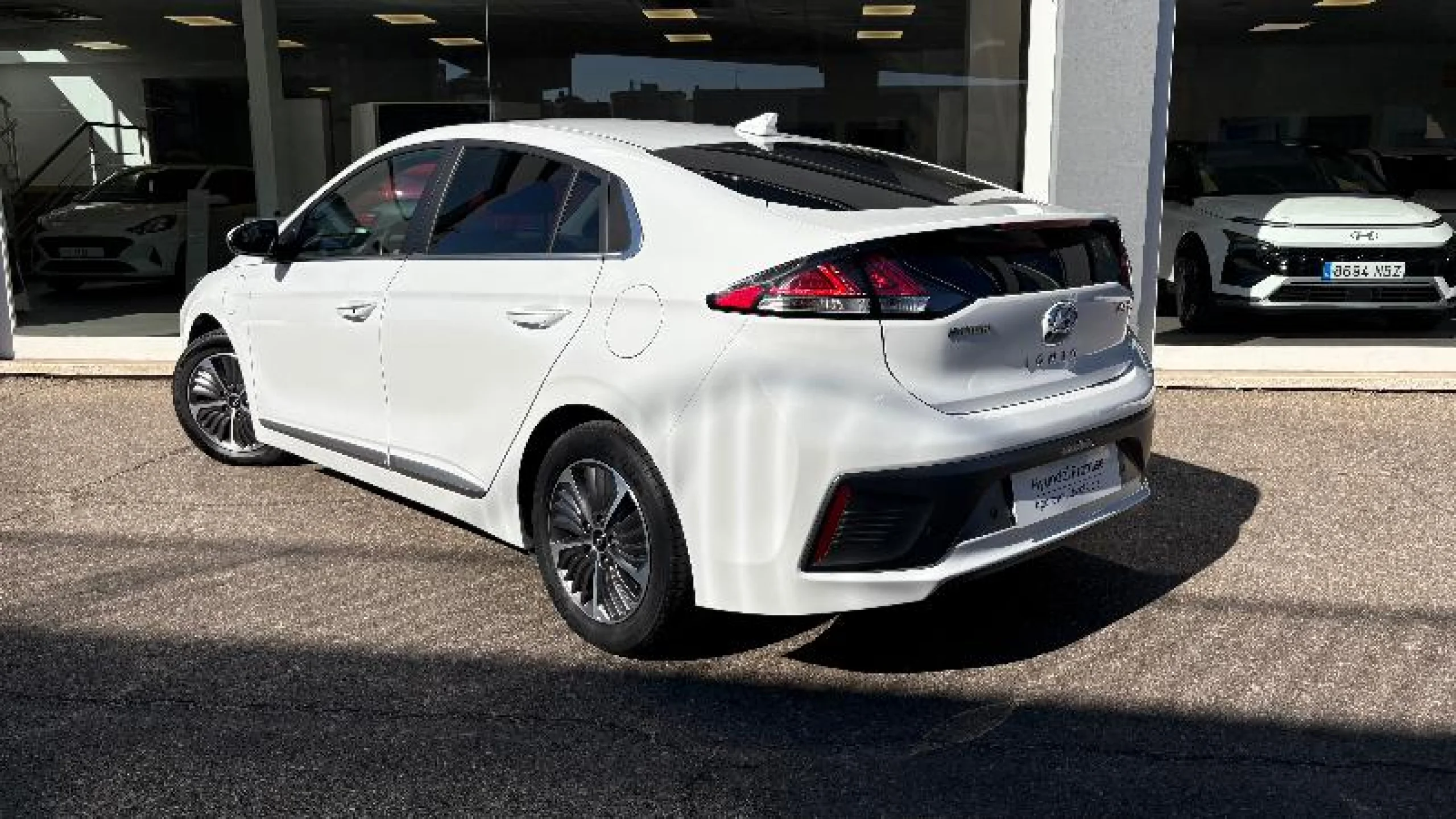 HYUNDAI IONIQ 1.6 GDI PHEV TECNO DCT - Foto 7