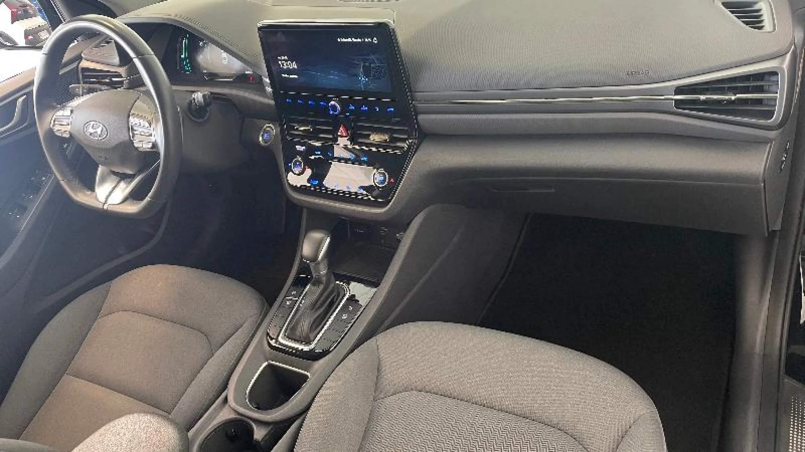 HYUNDAI IONIQ 1.6 GDI PHEV TECNO DCT - Foto 9