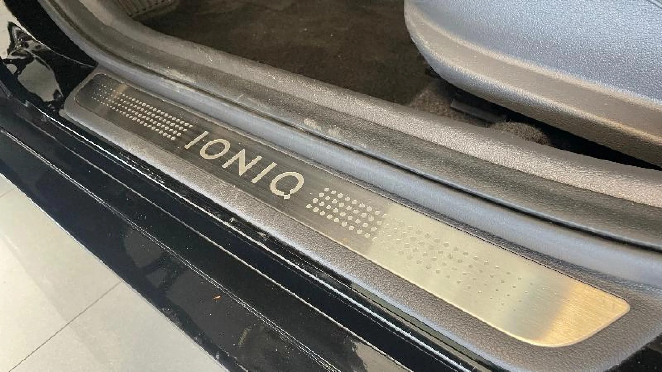 HYUNDAI IONIQ 1.6 GDI PHEV TECNO DCT - Foto 14