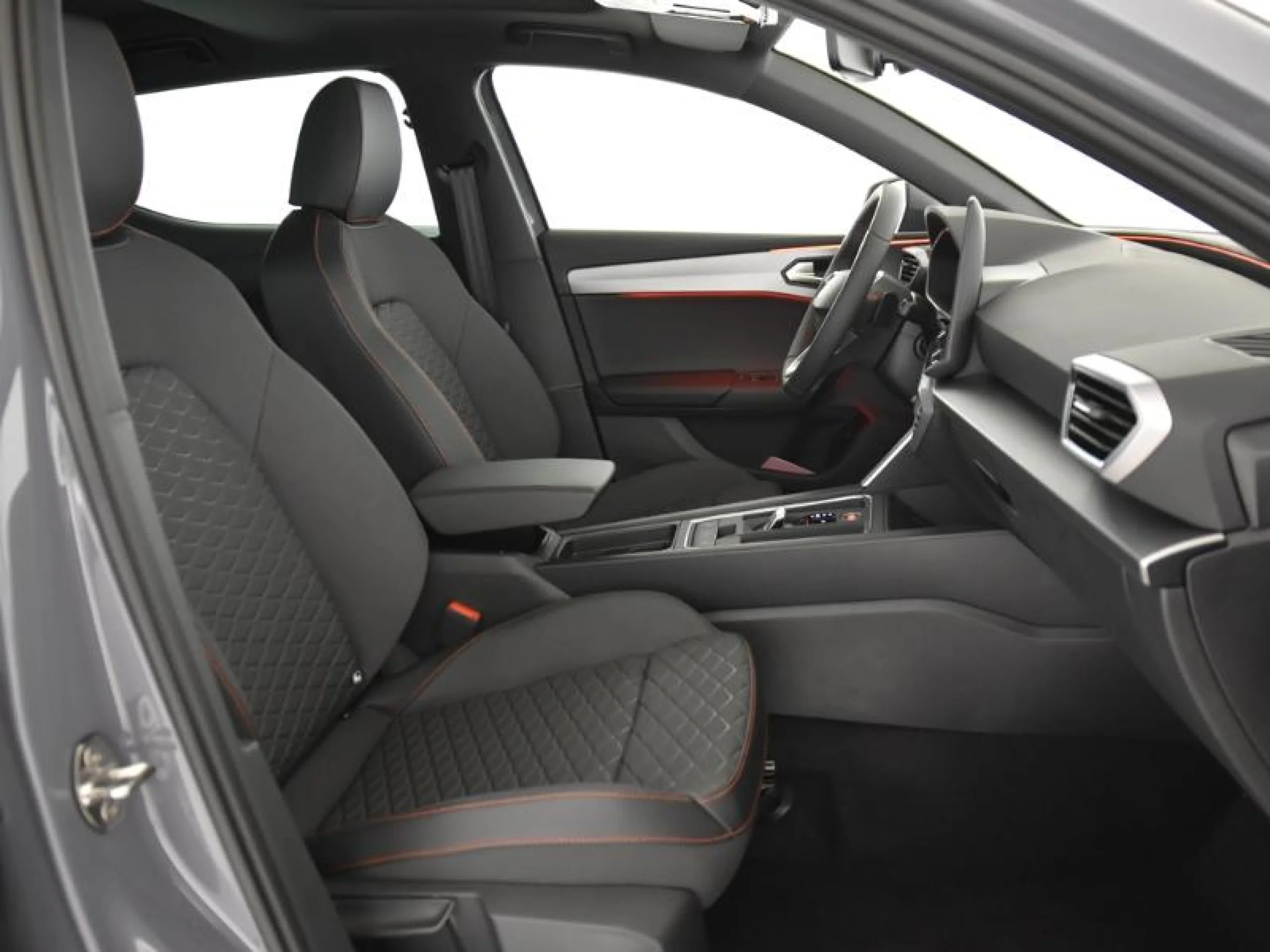 SEAT LEON 1.5 TSI E HYBRID 150KW DSG 6 FR XL - Foto 8