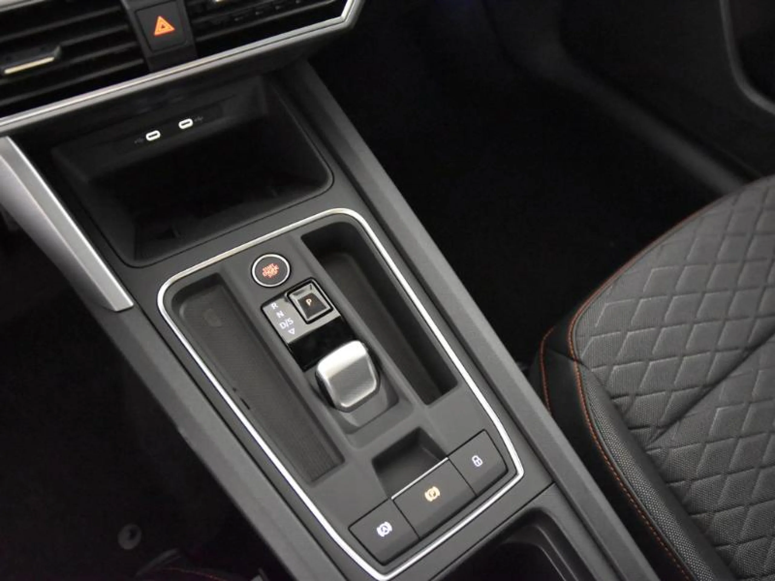 SEAT LEON 1.5 TSI E HYBRID 150KW DSG 6 FR XL - Foto 13