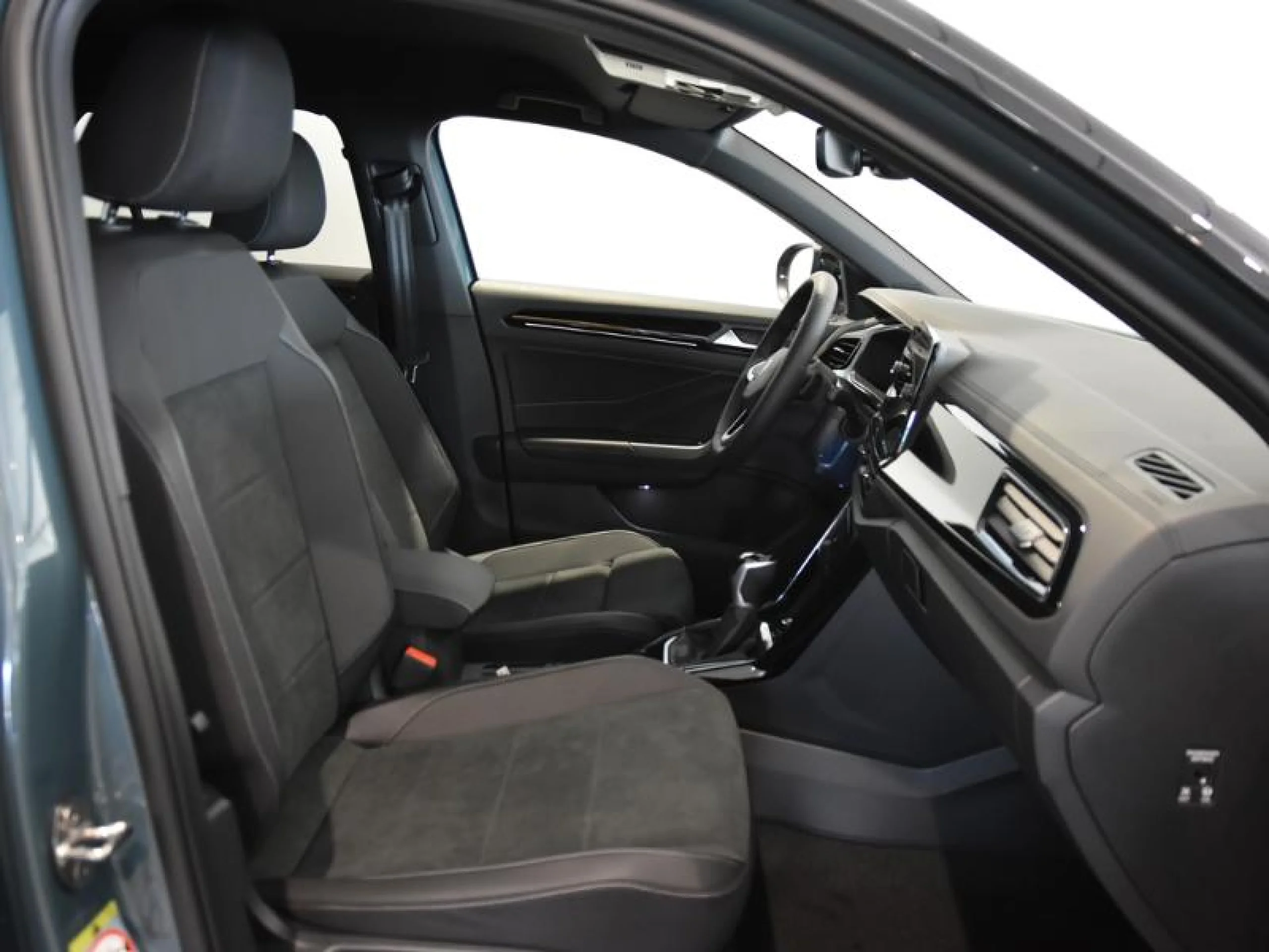 VOLKSWAGEN T ROC T ROC DARK LINE 1.5 TSI 110 KW (150 CV)  AUTOMÁTICO DSG 7 VEL. - Foto 5