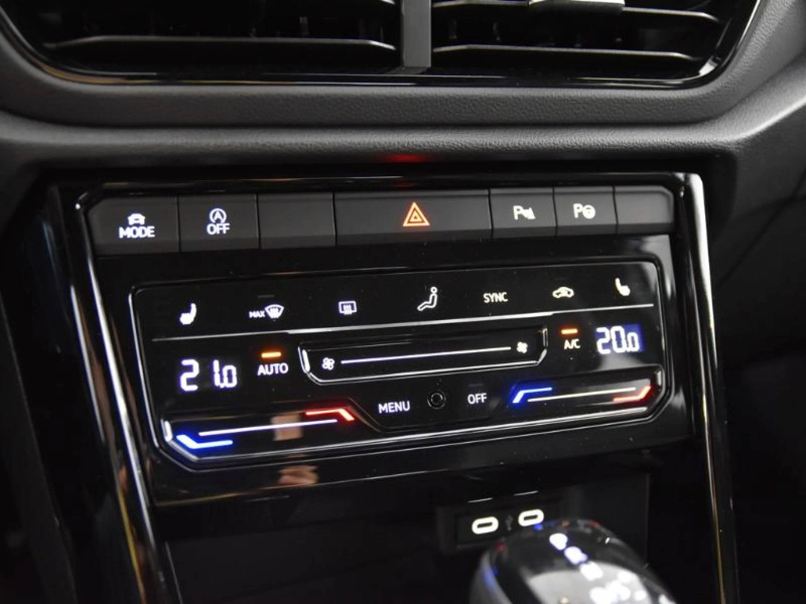 VOLKSWAGEN T ROC T ROC DARK LINE 1.5 TSI 110 KW (150 CV)  AUTOMÁTICO DSG 7 VEL. - Foto 13