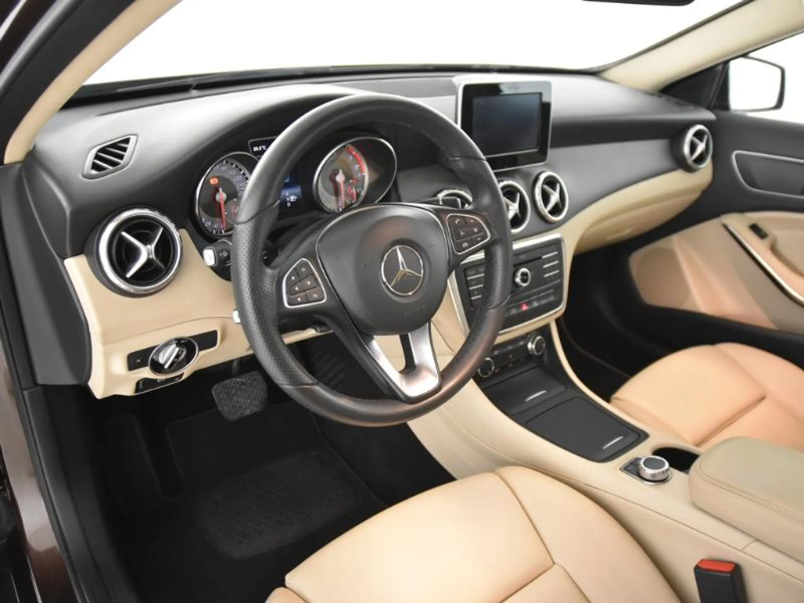 MERCEDES-BENZ Clase gla GLA 200 D URBAN - Foto 9