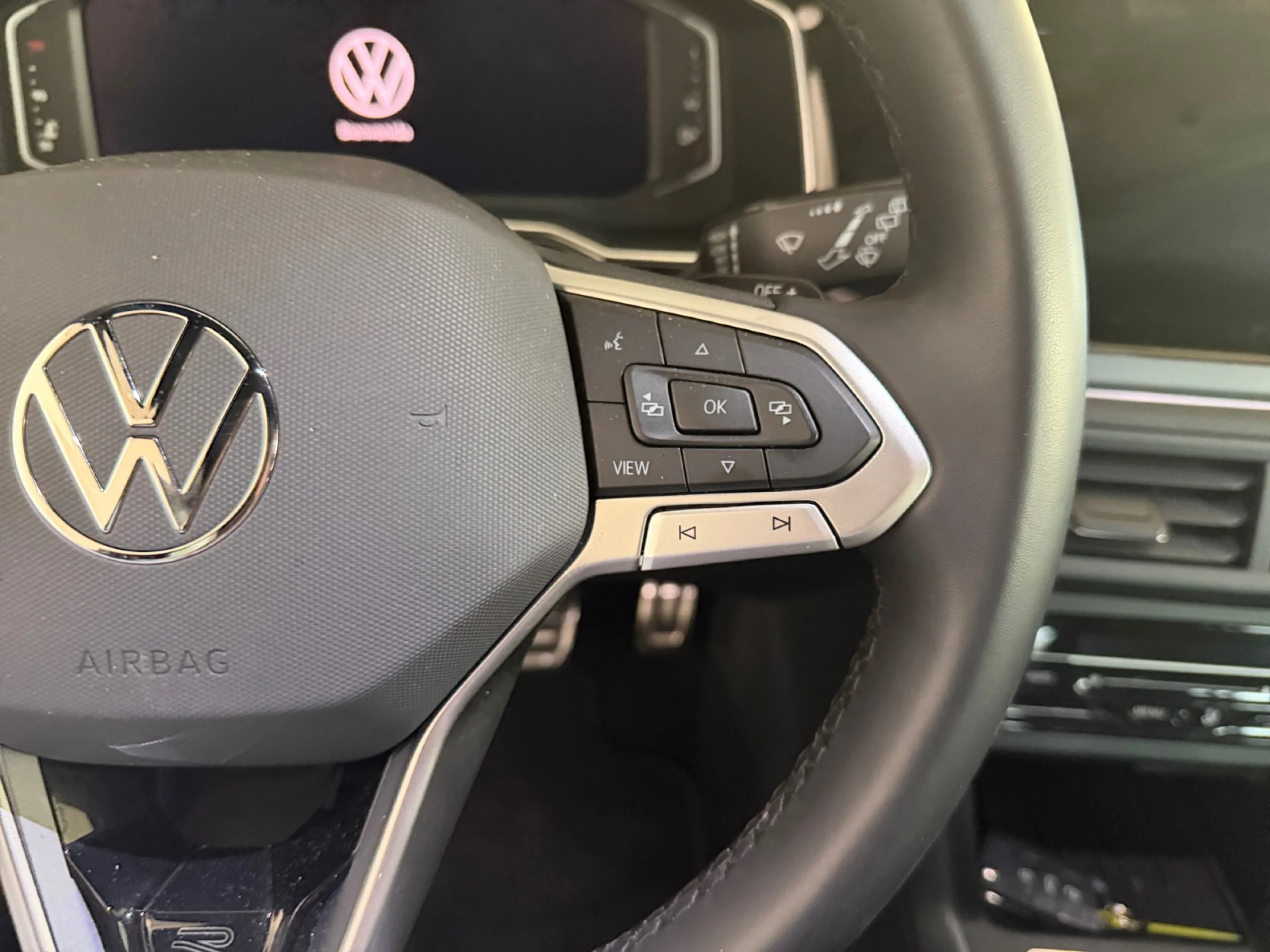 VOLKSWAGEN TAIGO R LINE 1.0 TSI 85KW (115CV) DSG - Foto 10